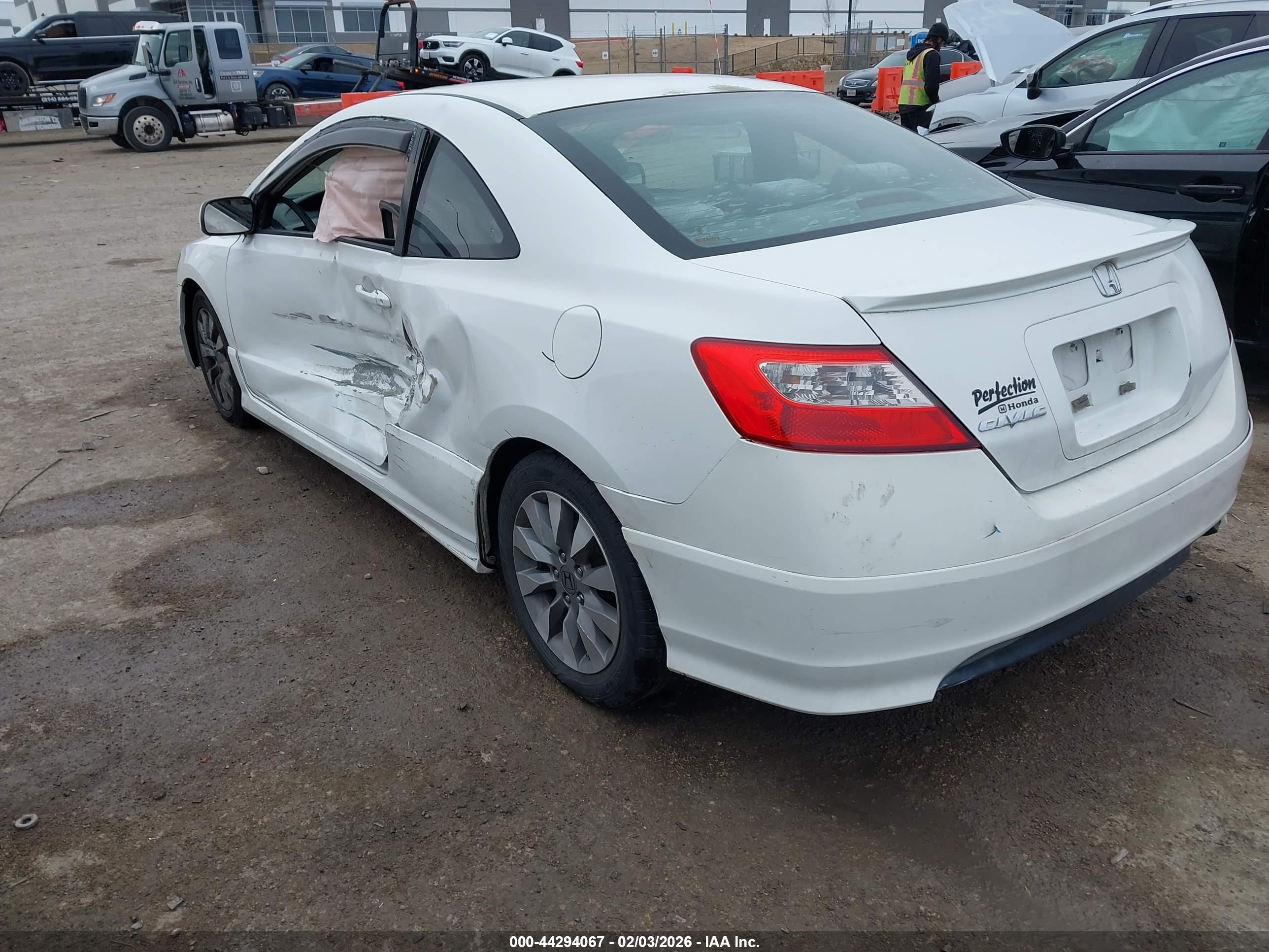 HONDA CIVIC image 3