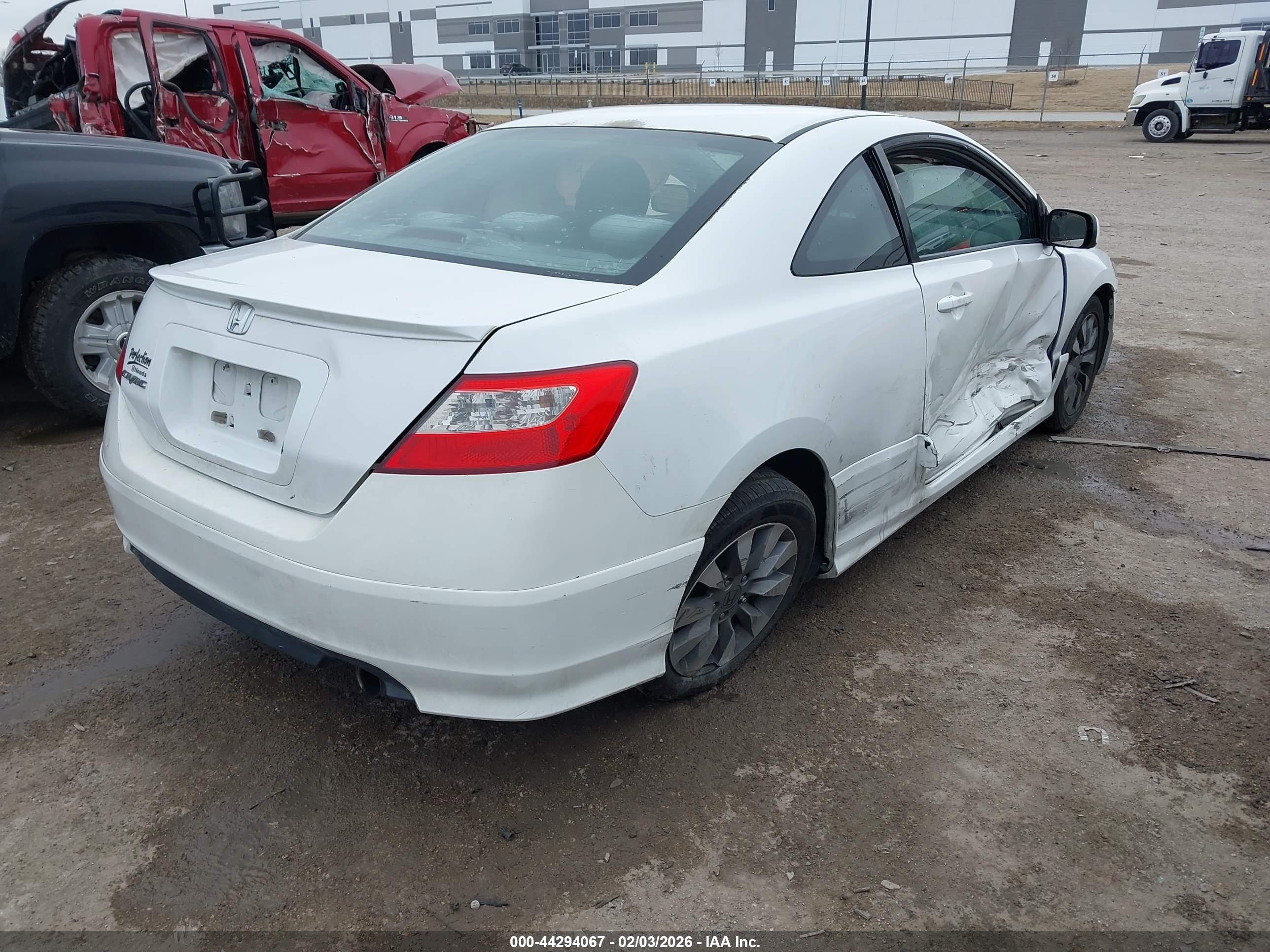 HONDA CIVIC image 4