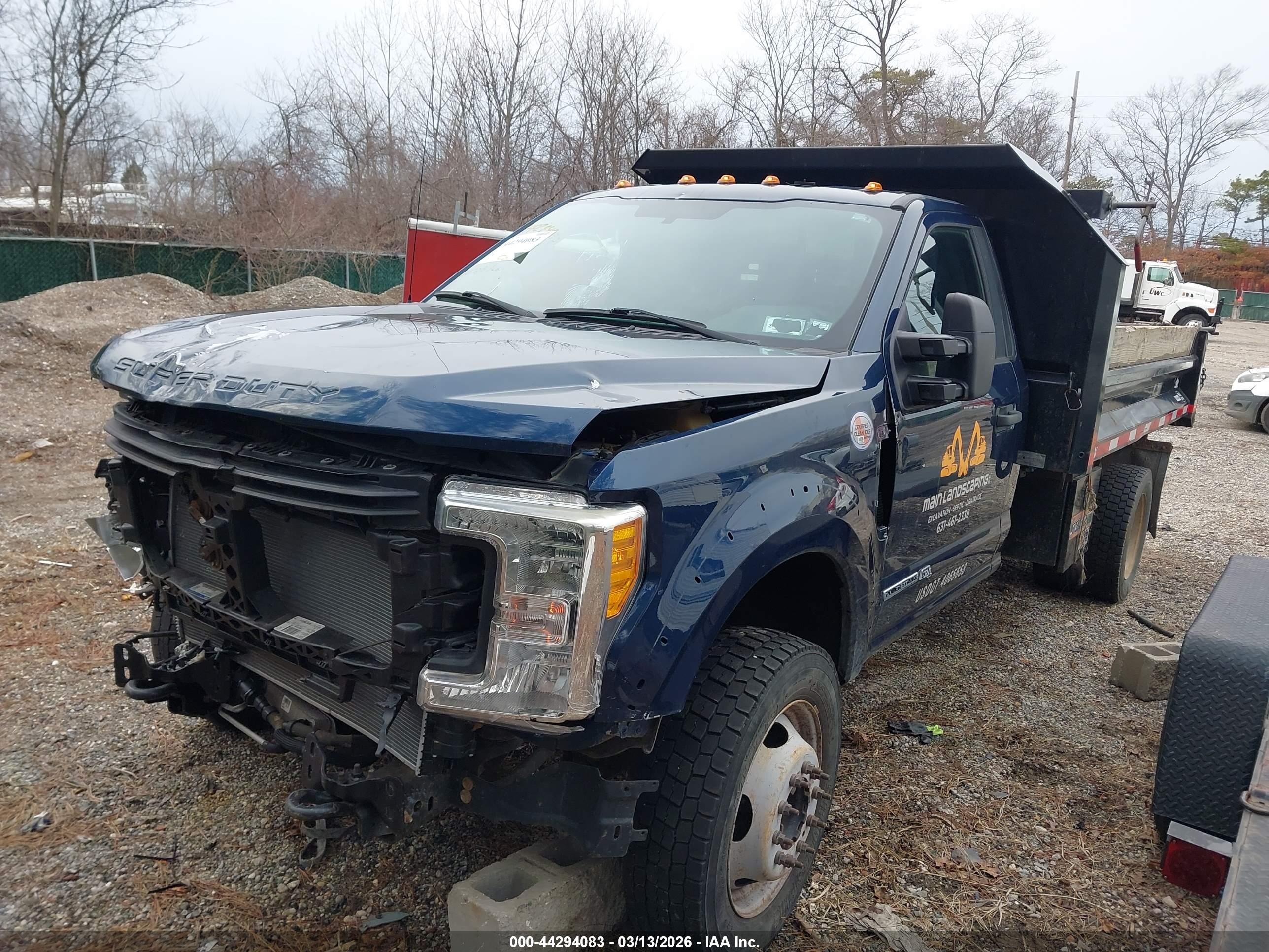 FORD F-550 image 2