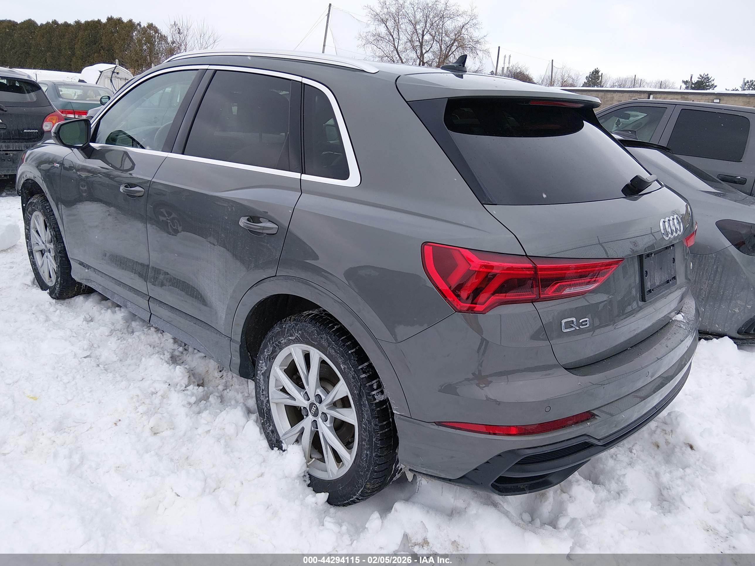 AUDI Q3 image 3