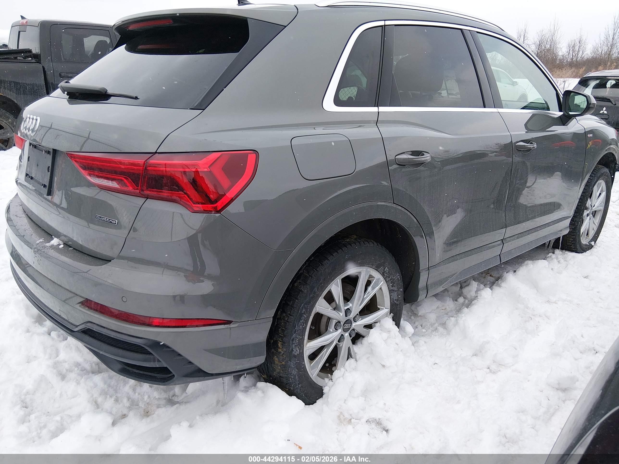 AUDI Q3 image 4