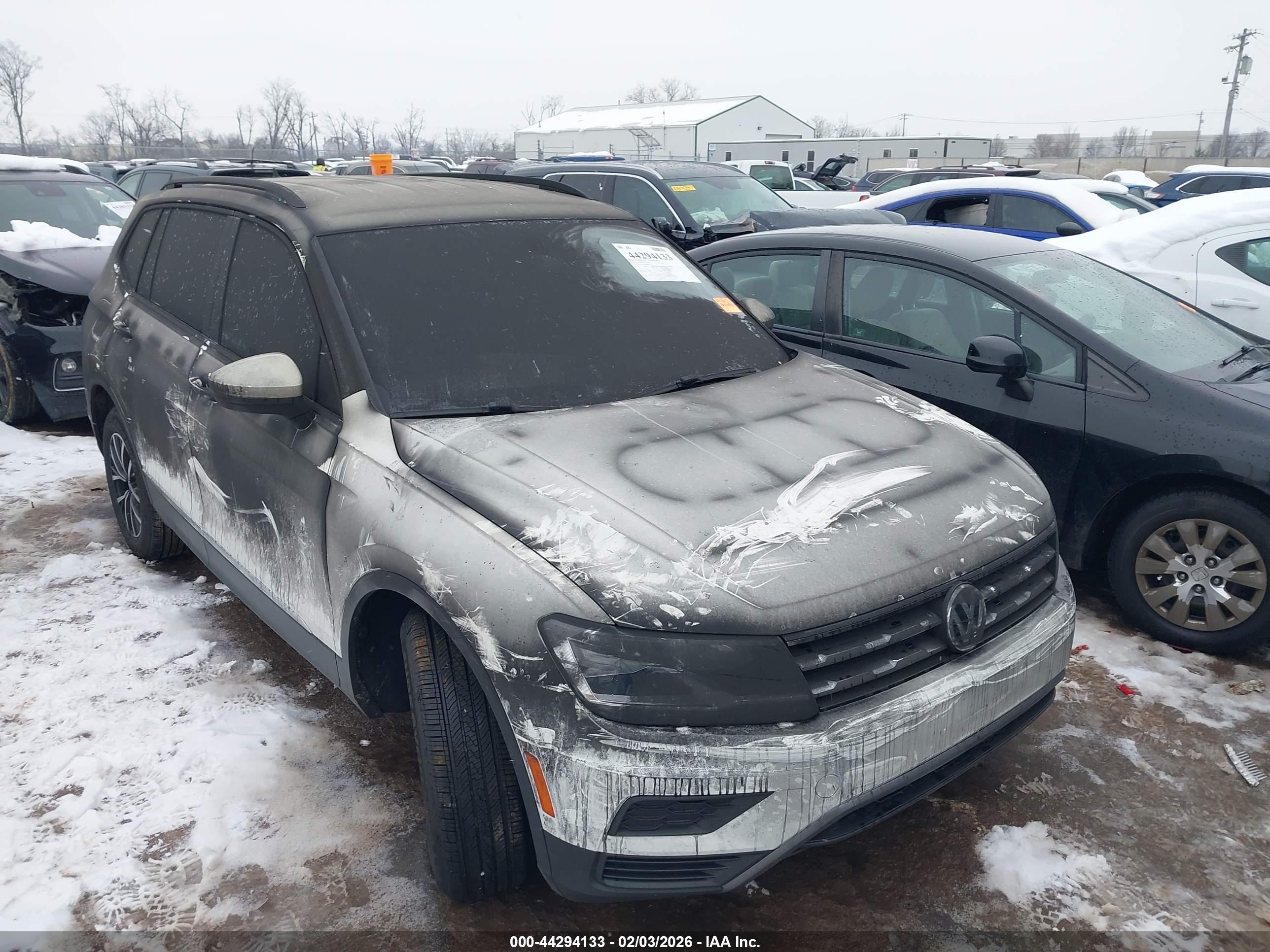 VOLKSWAGEN TIGUAN image 6