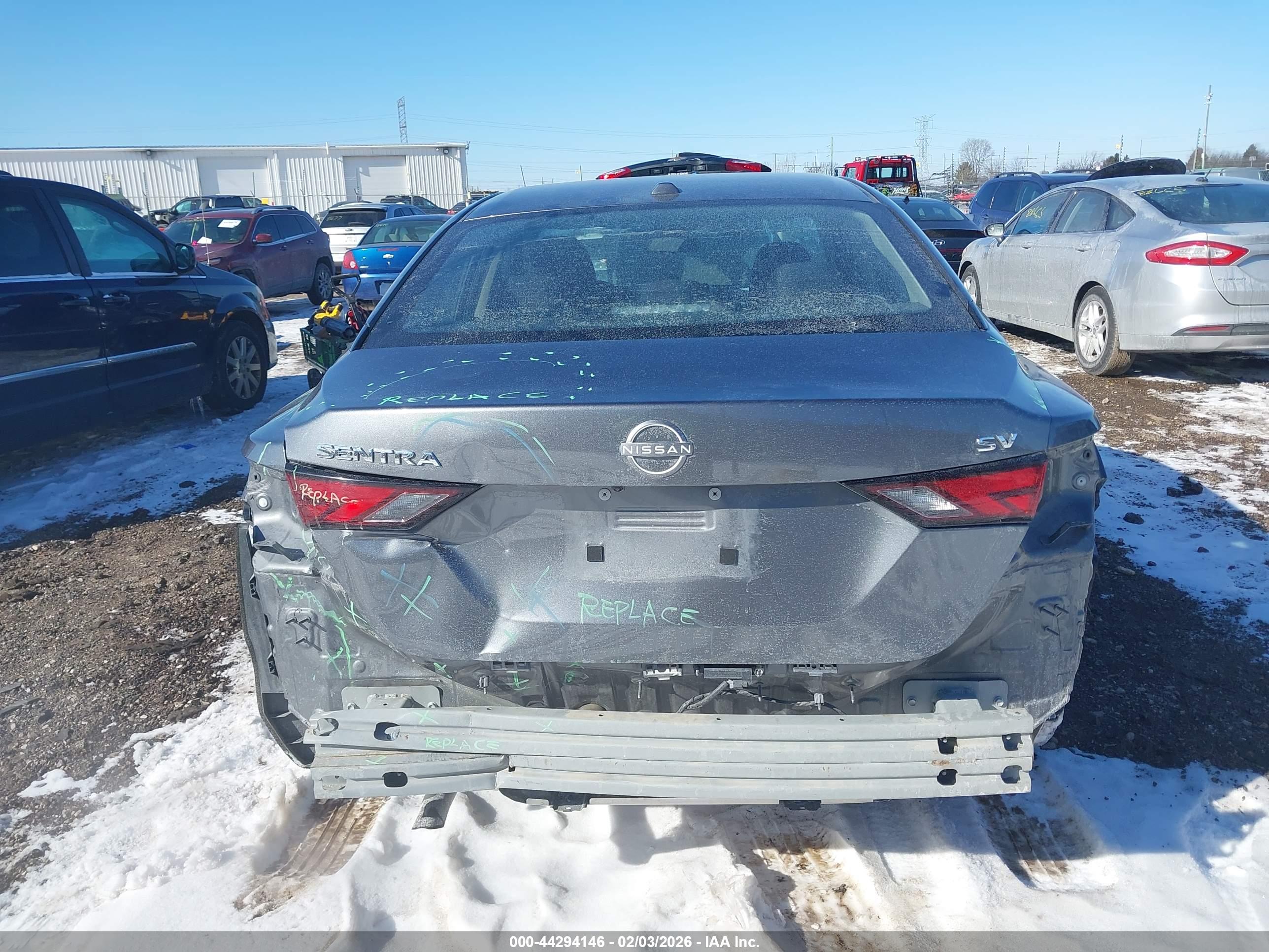 NISSAN SENTRA image 6