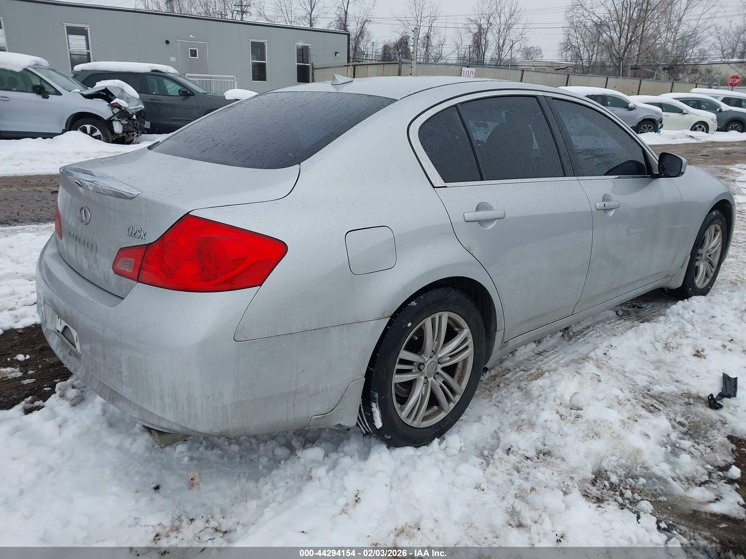 INFINITI G25X image 4