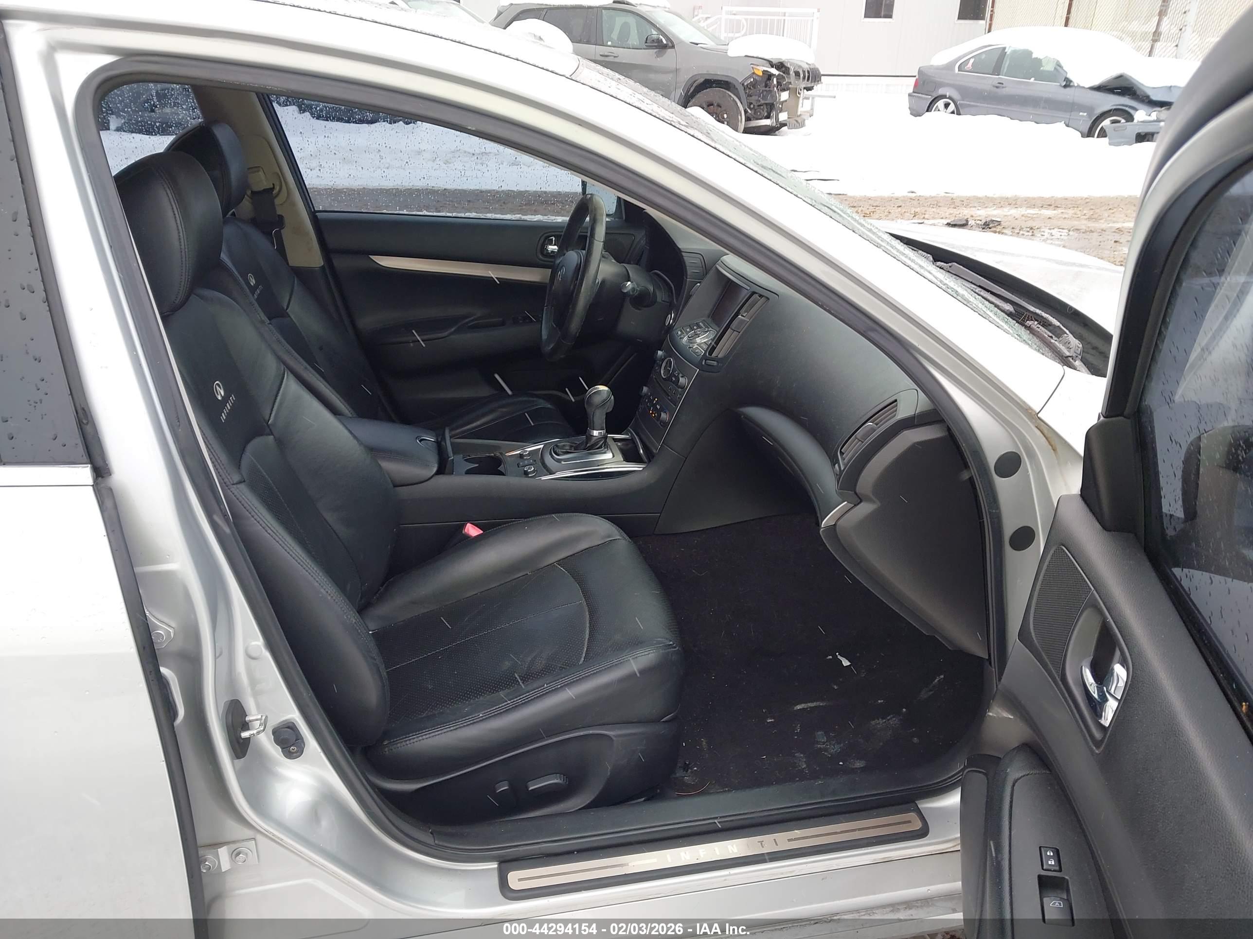 INFINITI G25X image 5