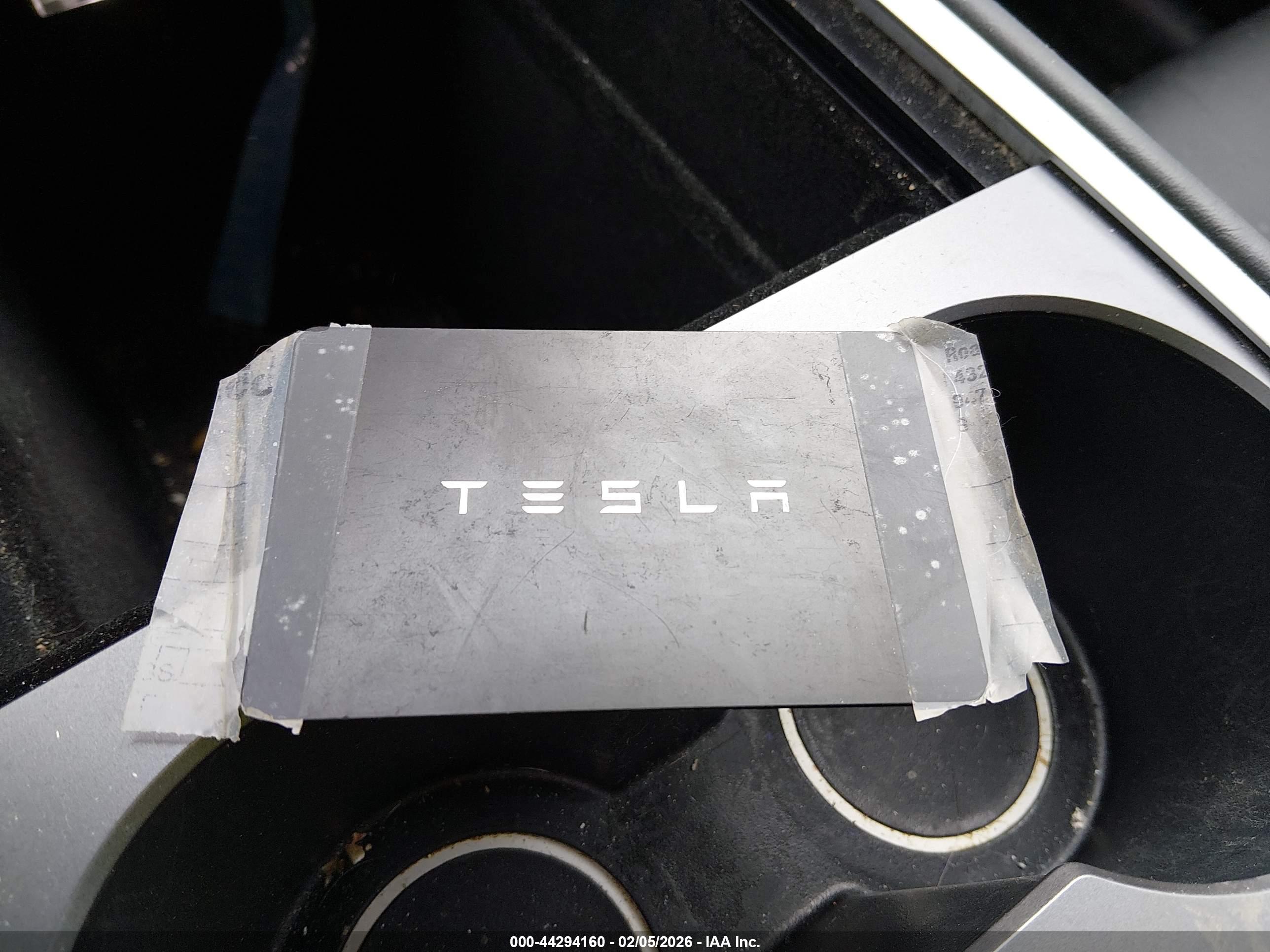 TESLA MODEL image 11