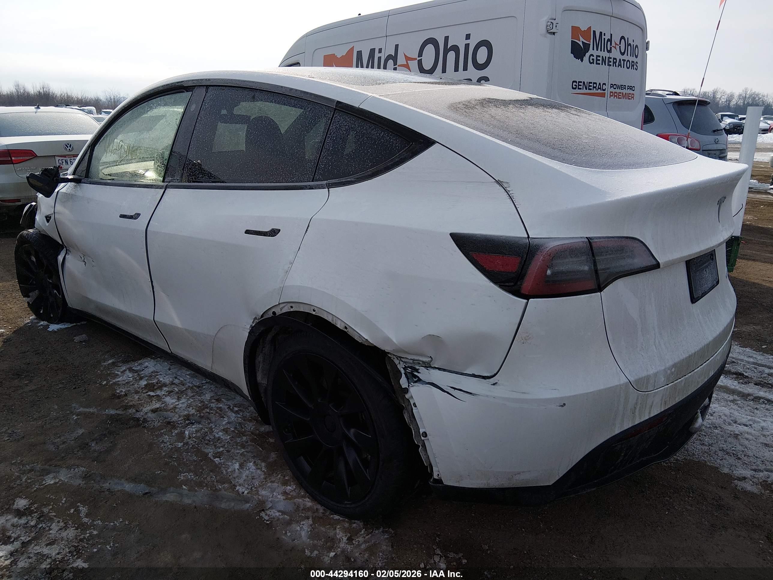 TESLA MODEL image 3