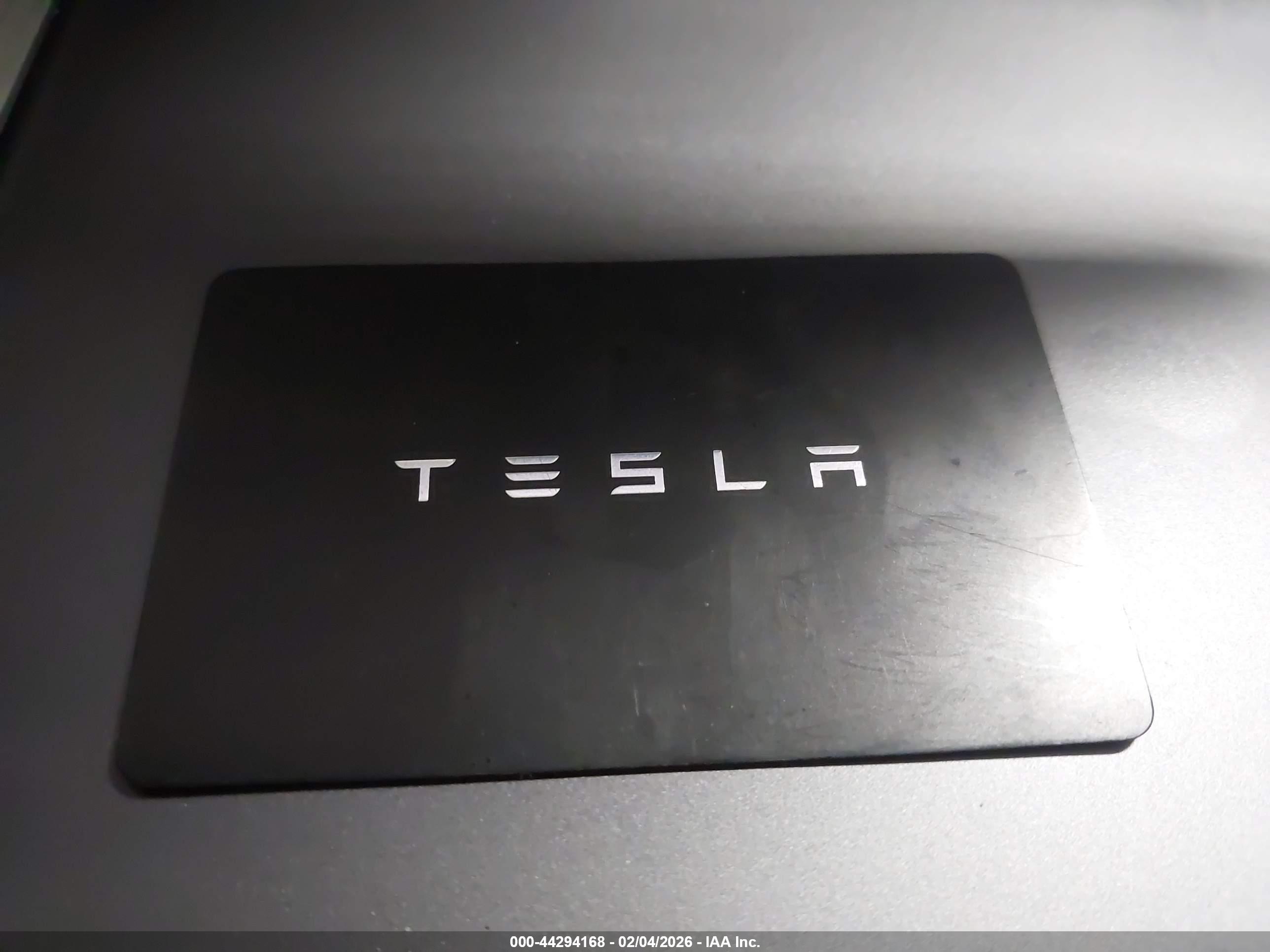 TESLA MODEL image 11
