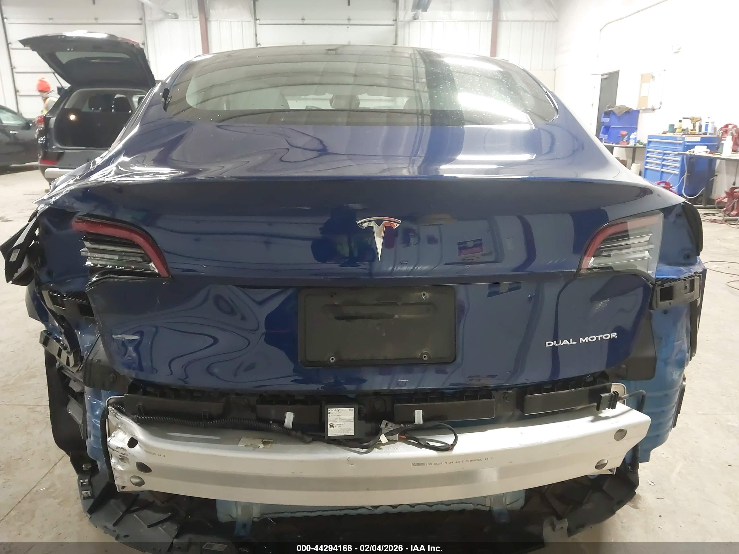 TESLA MODEL image 6
