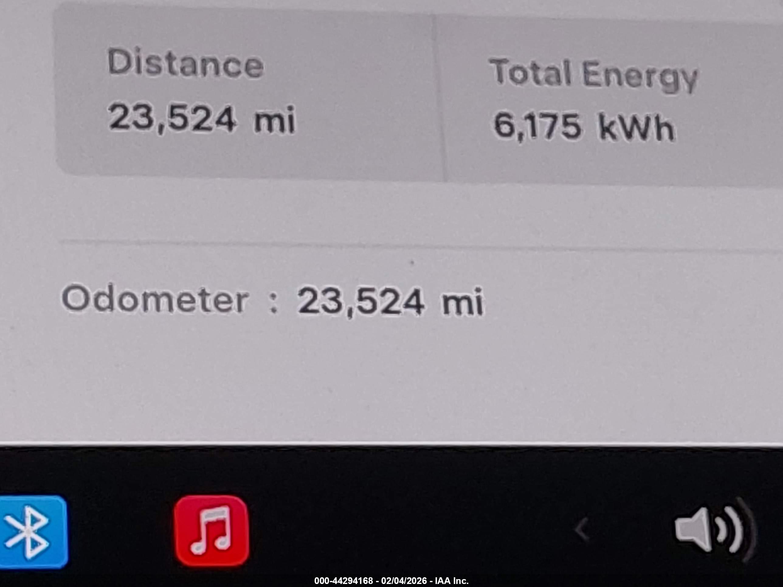 TESLA MODEL image 7