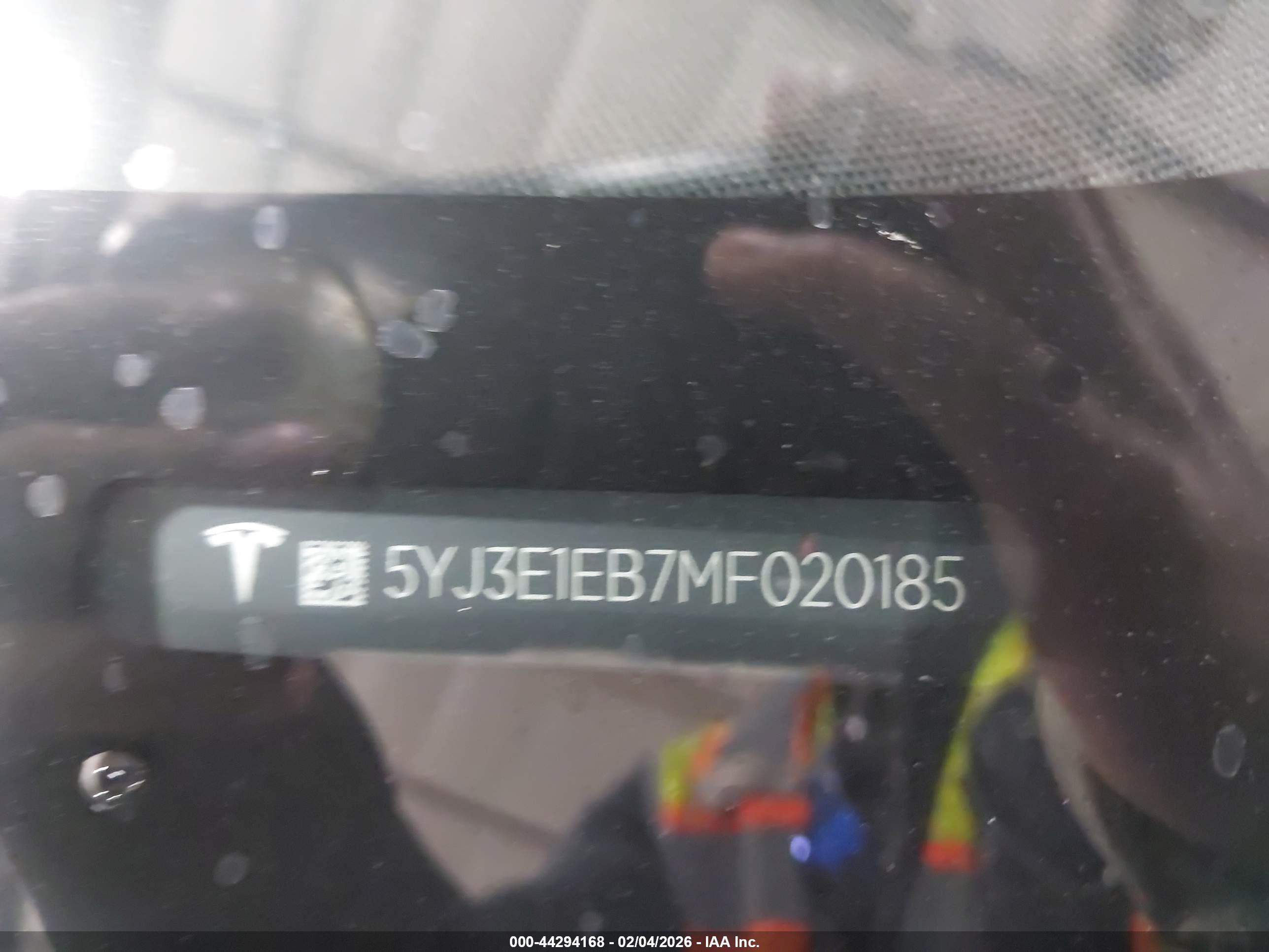 TESLA MODEL image 9