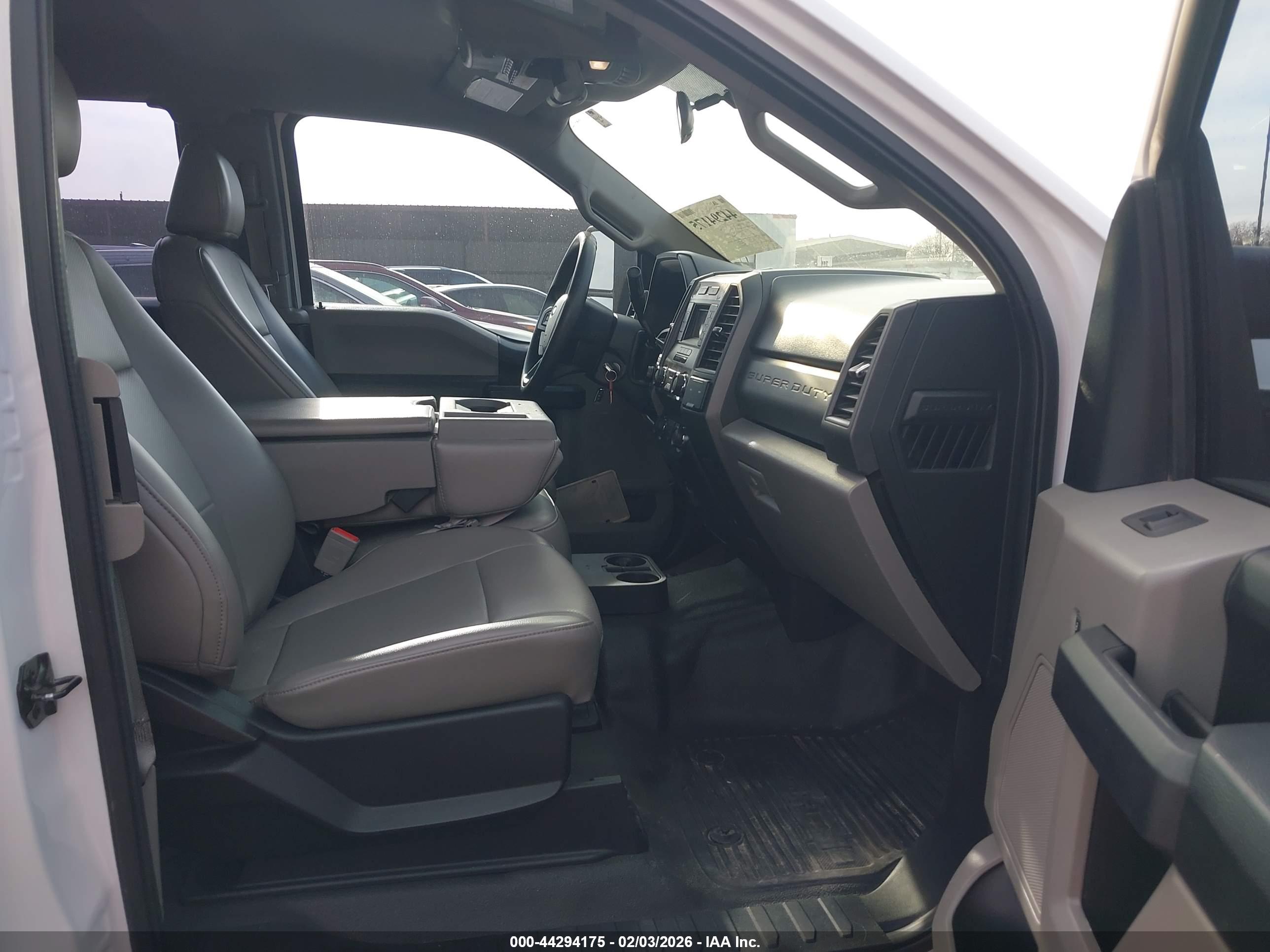 FORD F-250 image 5
