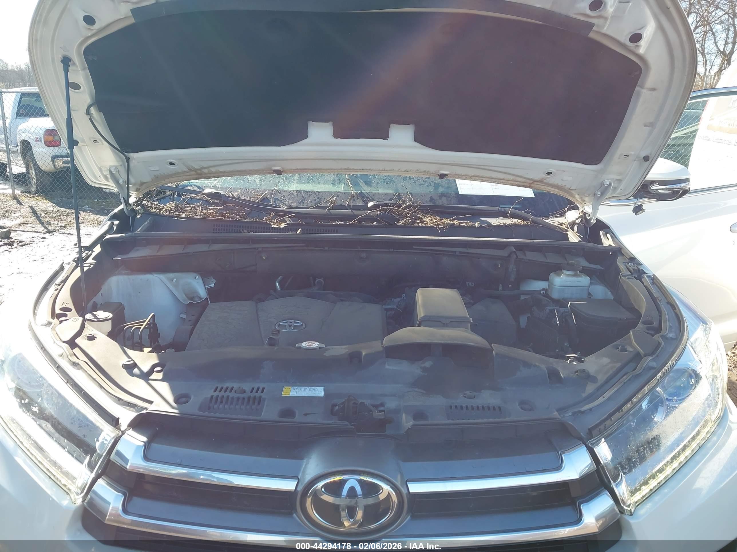 TOYOTA HIGHLANDER image 10