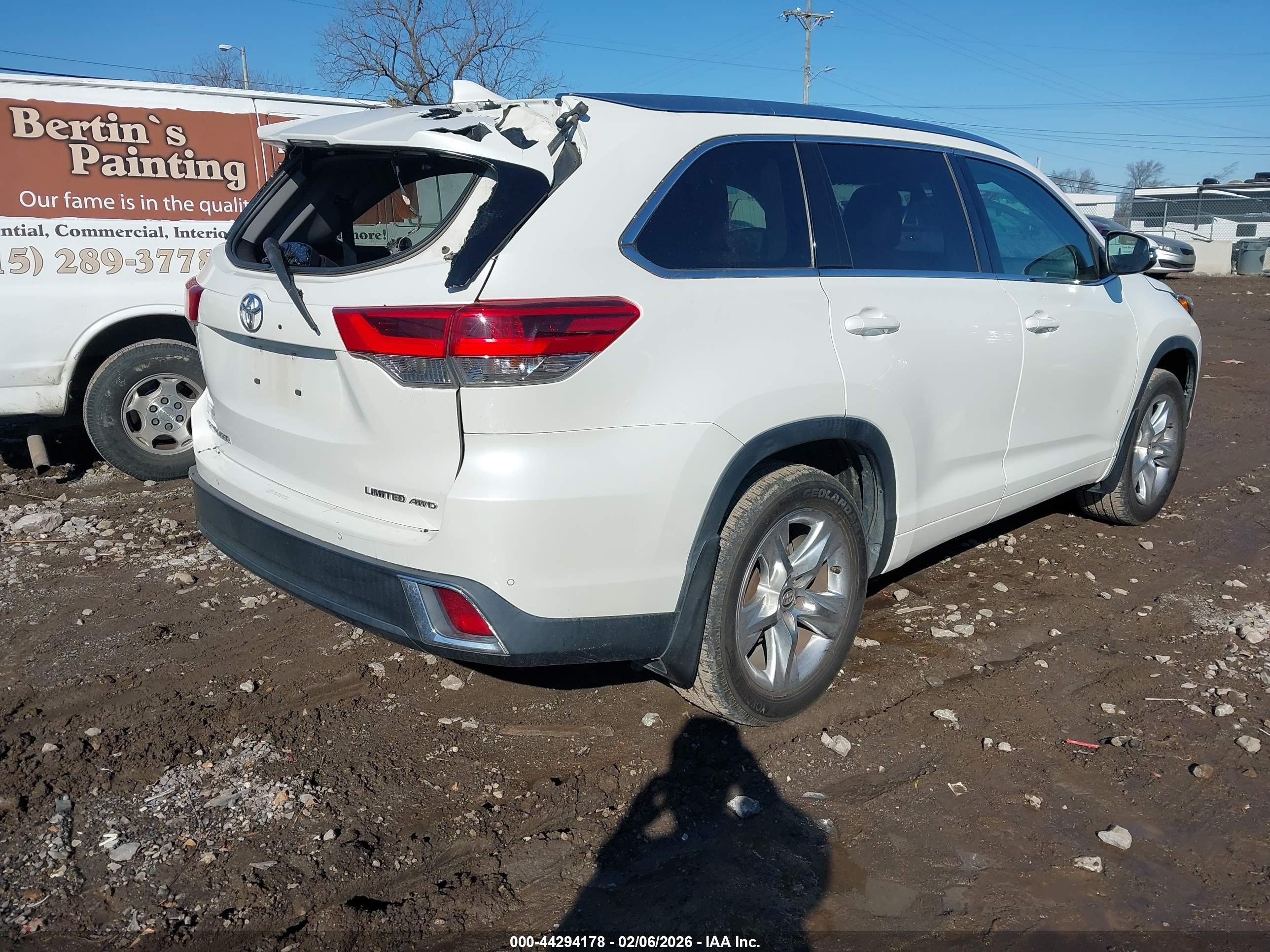 TOYOTA HIGHLANDER image 4