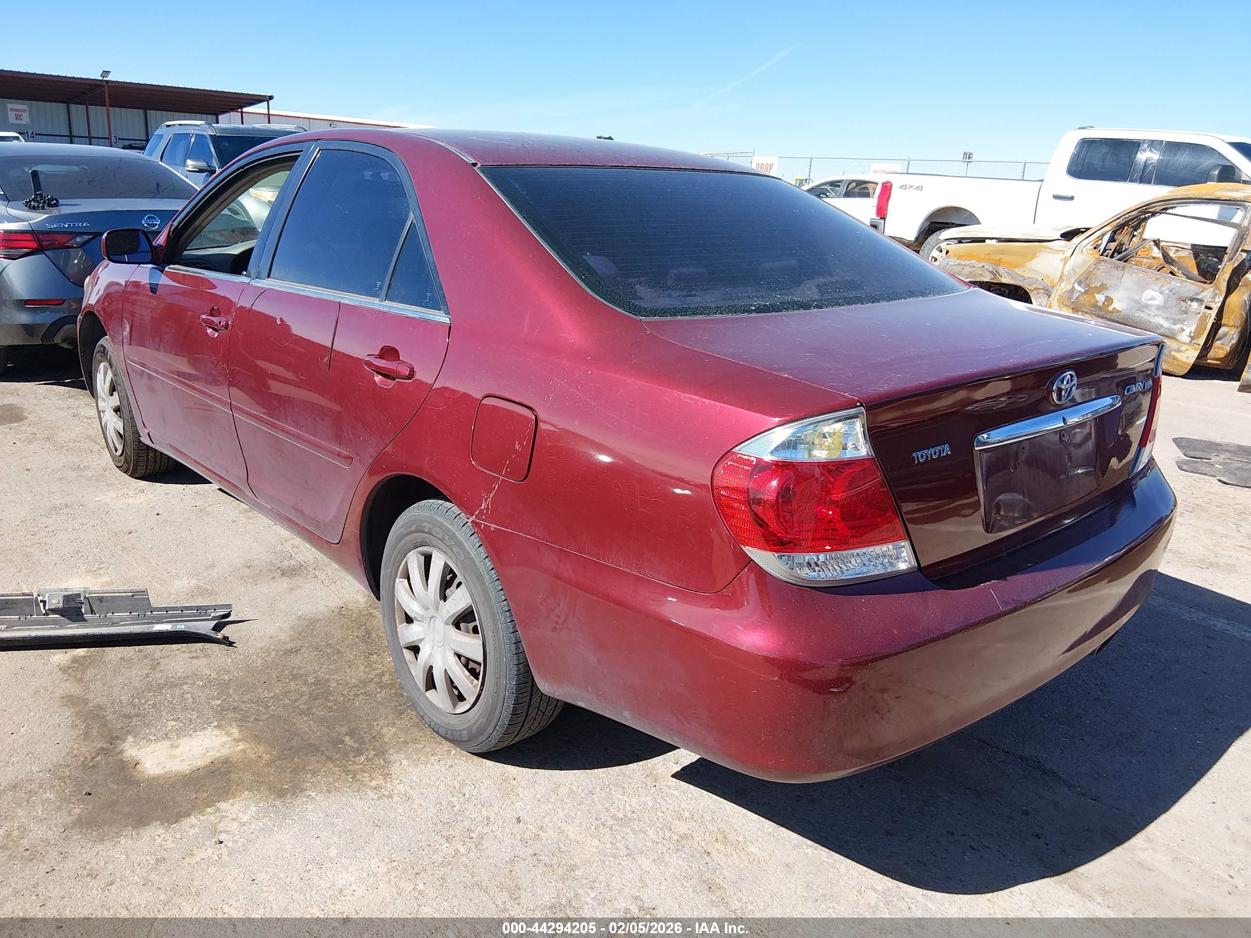 TOYOTA CAMRY image 3