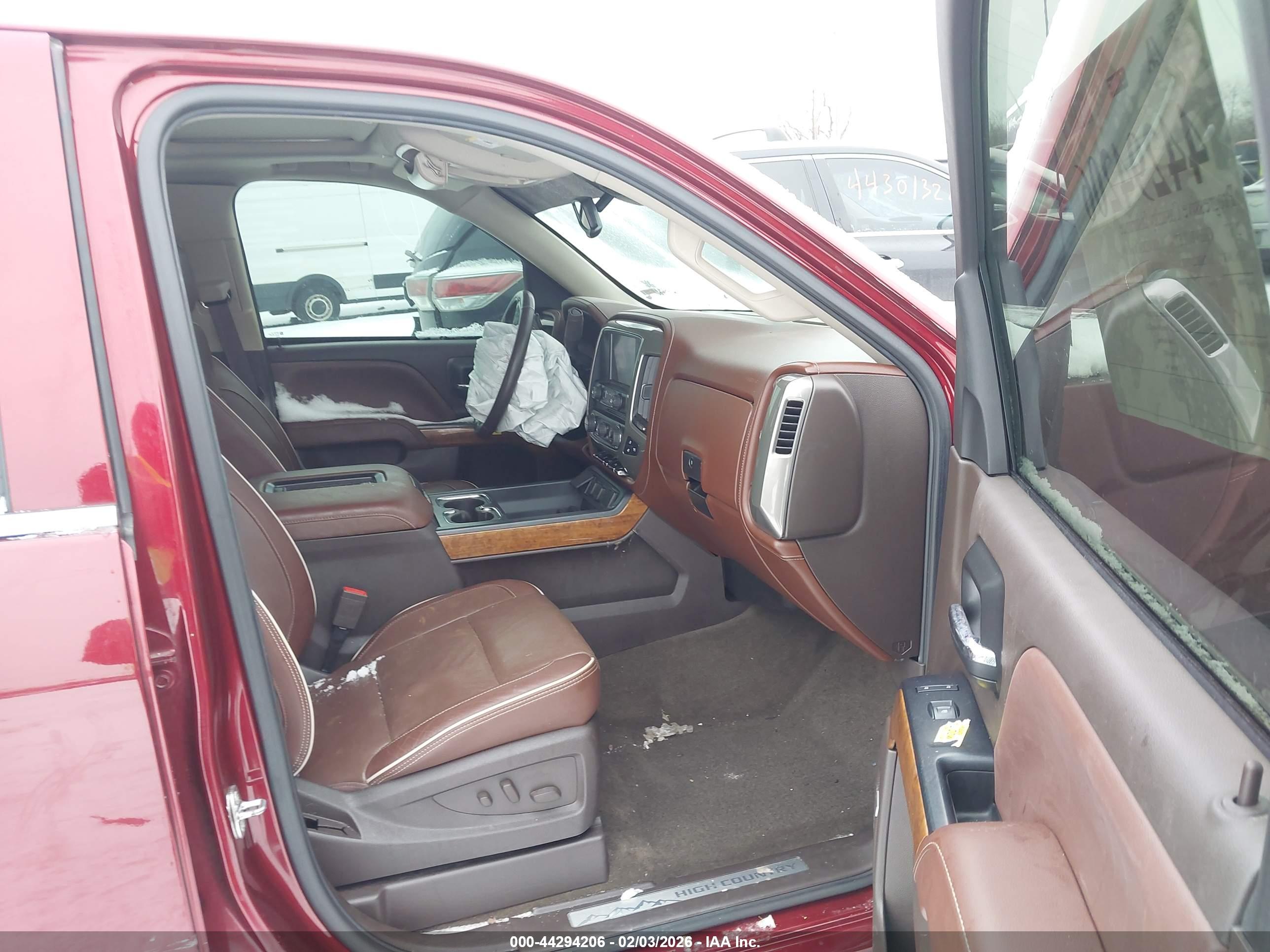 CHEVROLET SILVERADO image 5