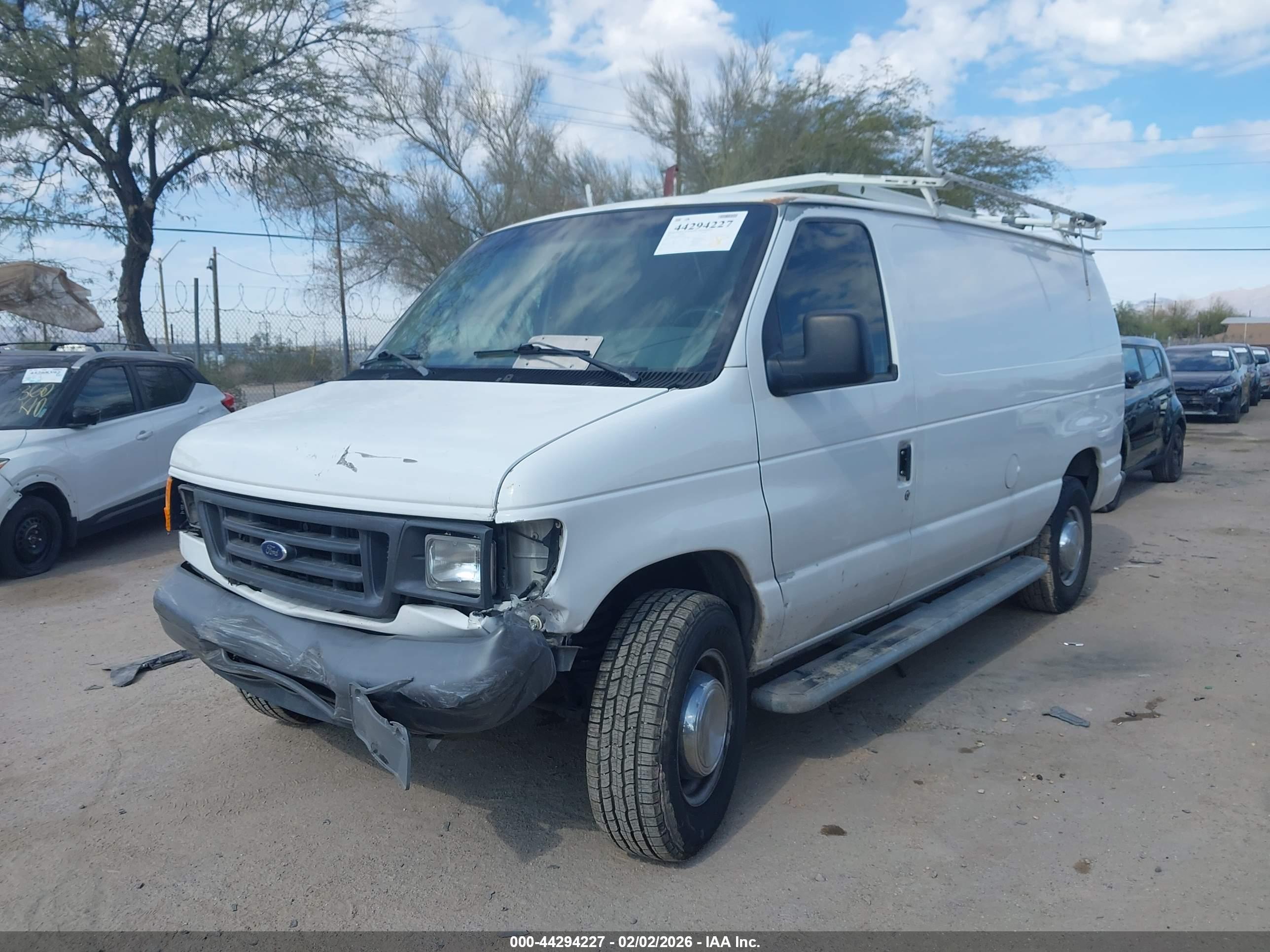 FORD E-250 image 6