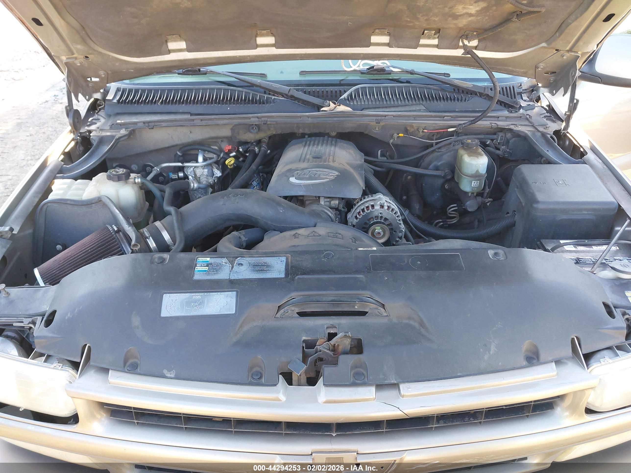 CHEVROLET TAHOE image 10