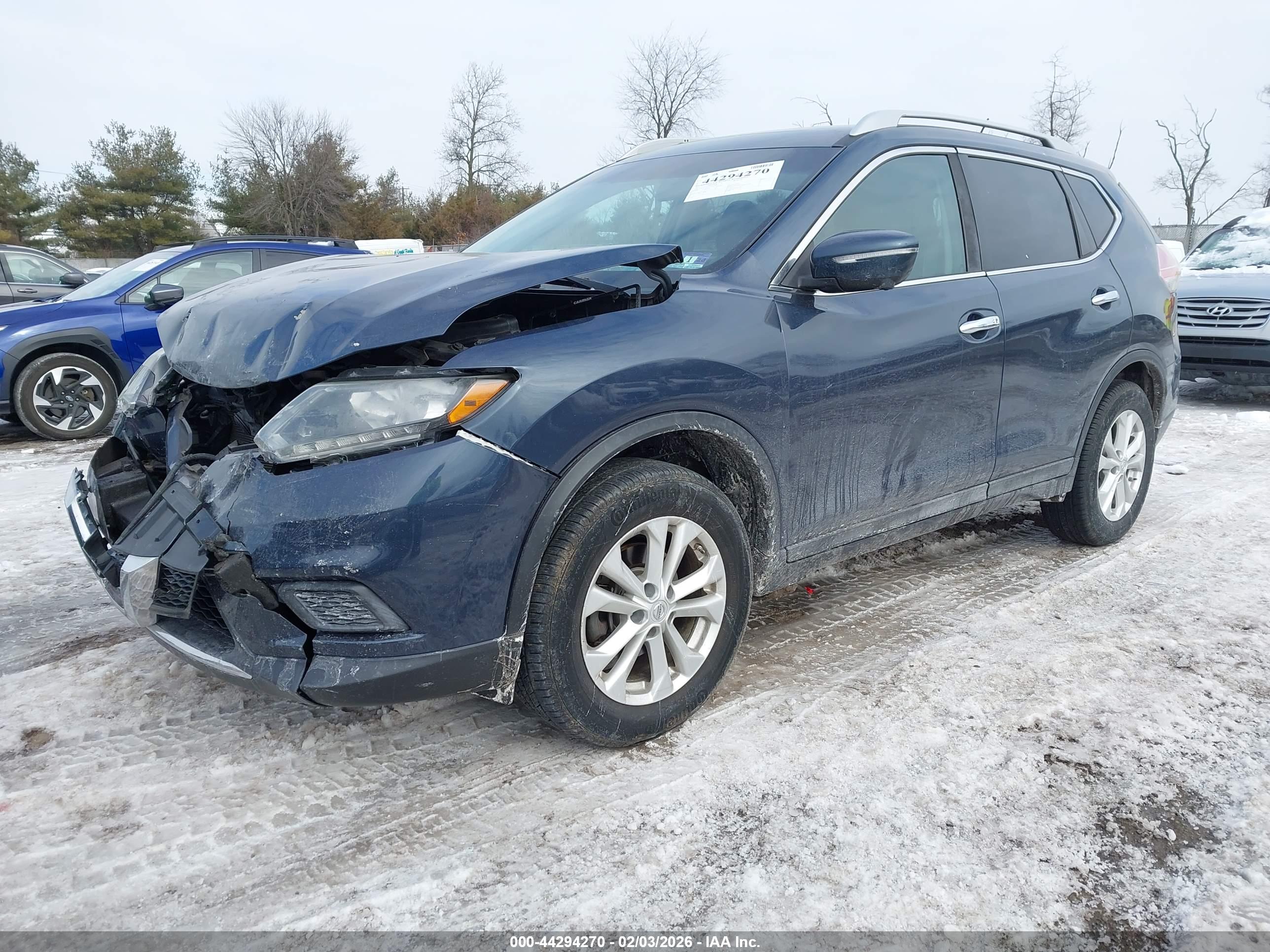 NISSAN ROGUE image 2