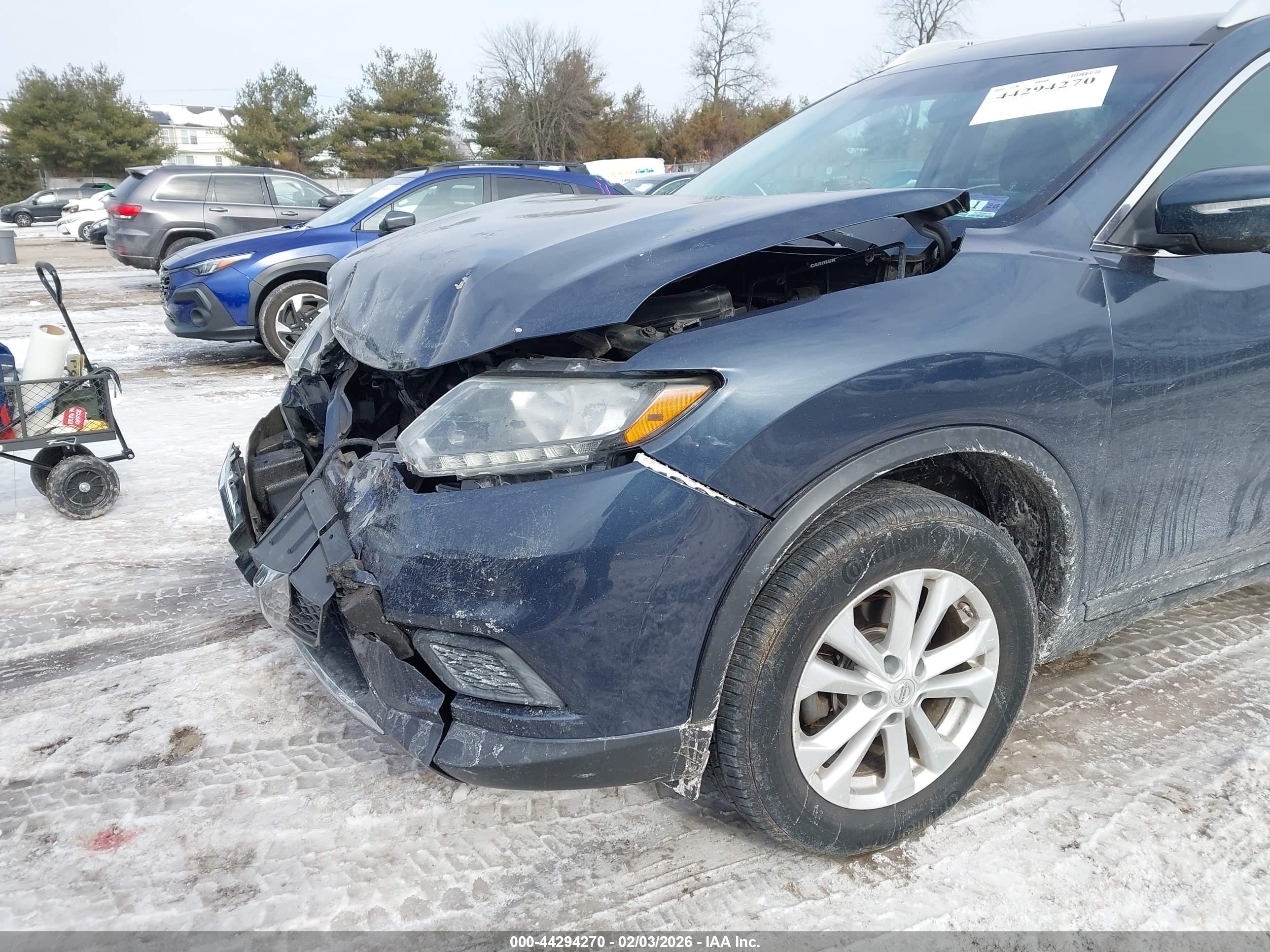 NISSAN ROGUE image 6