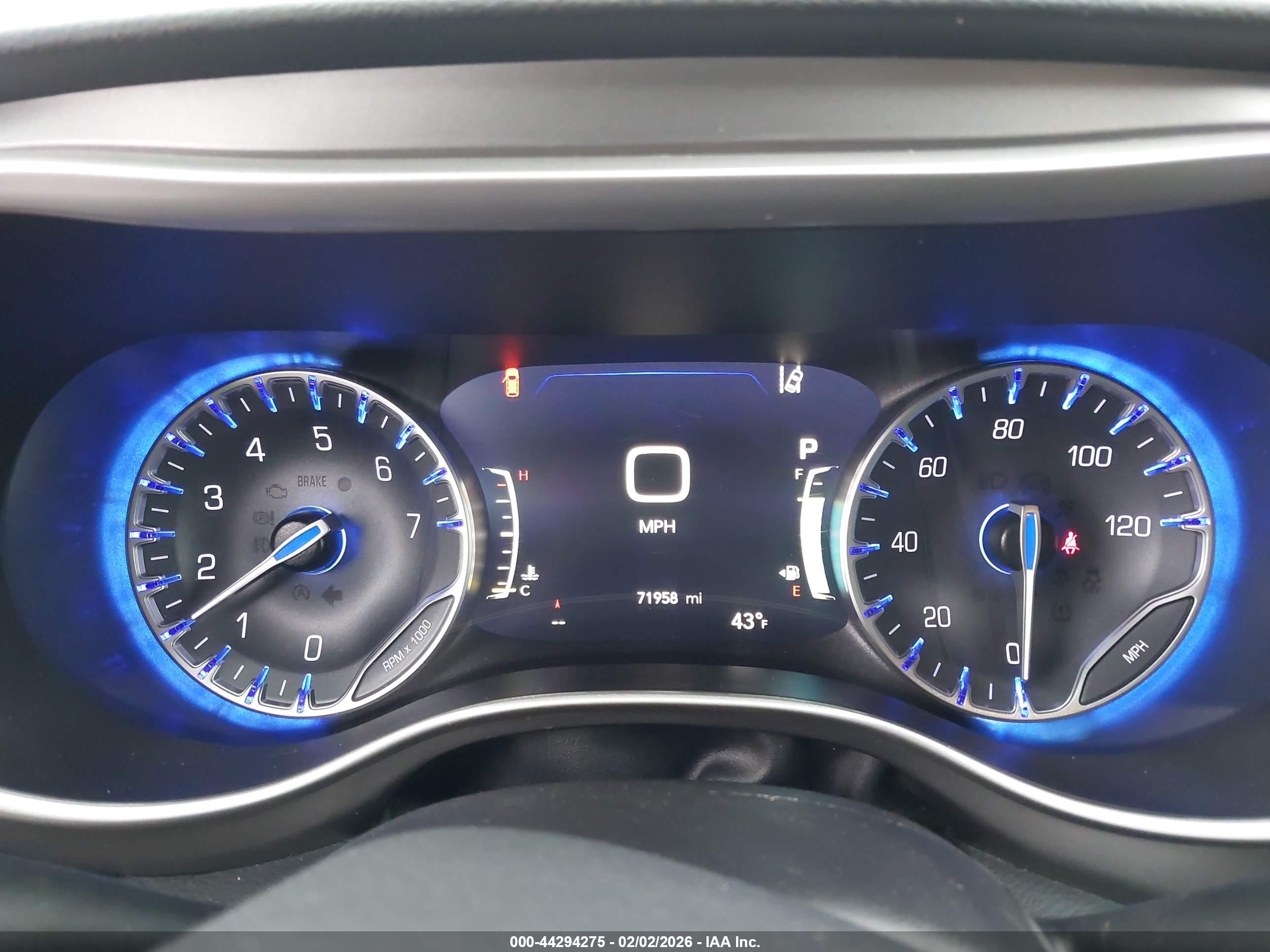 CHRYSLER PACIFICA image 7