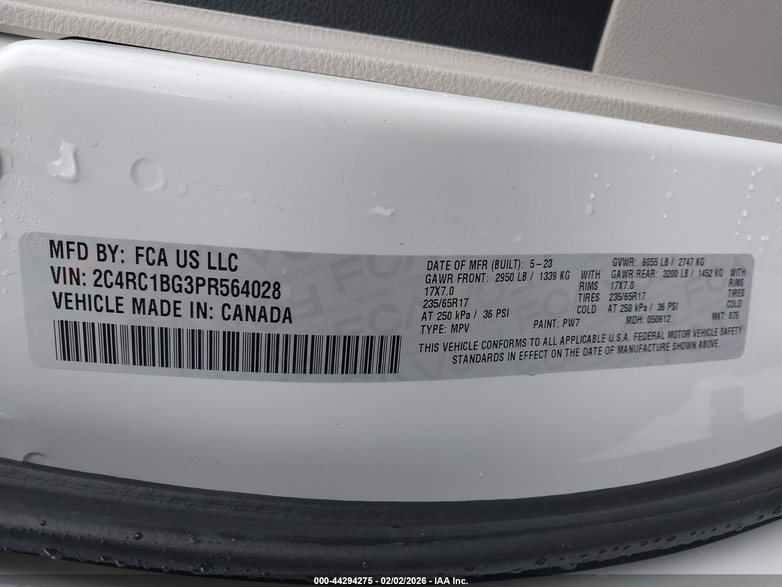 CHRYSLER PACIFICA image 9
