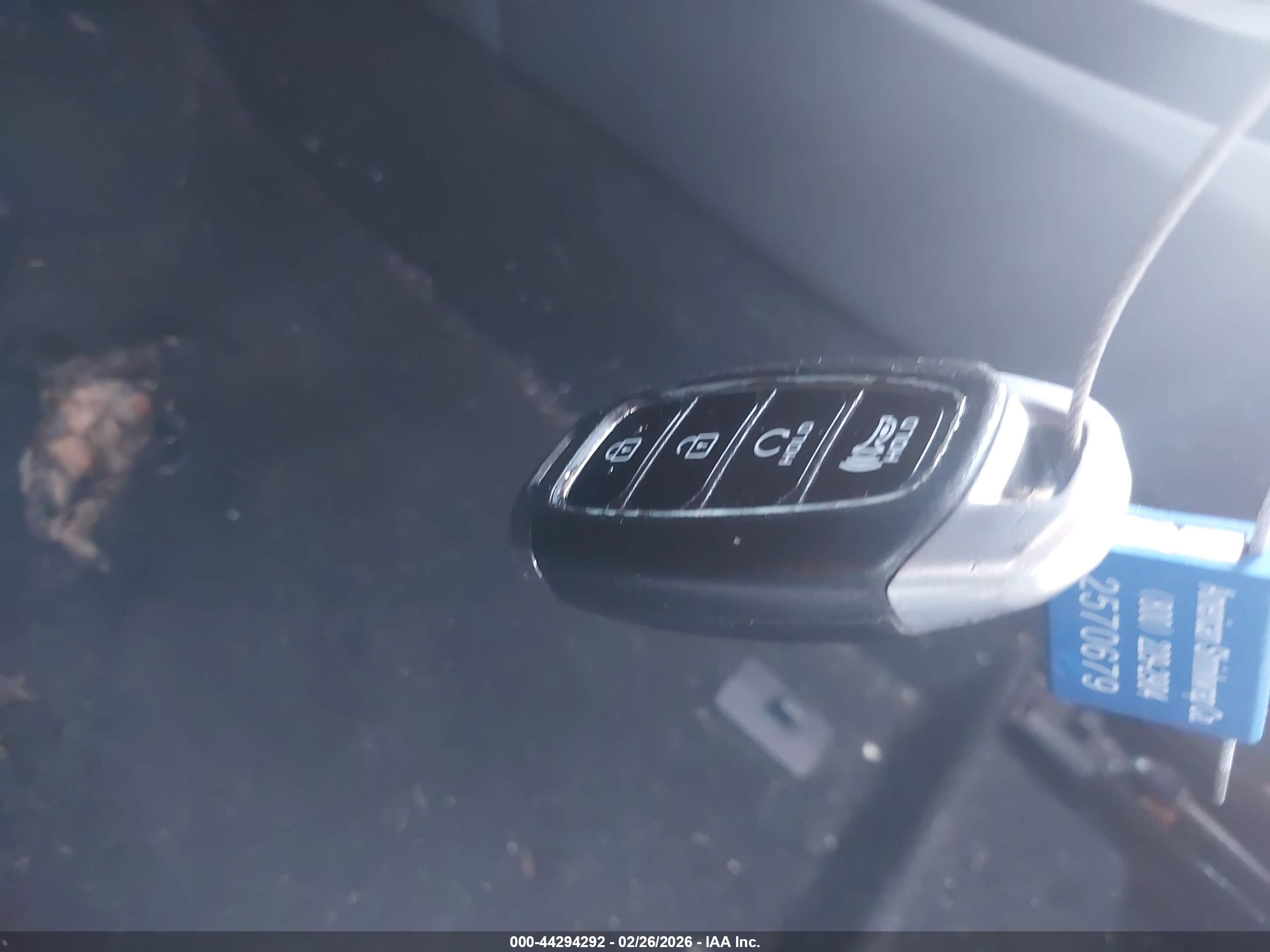 HYUNDAI KONA image 11