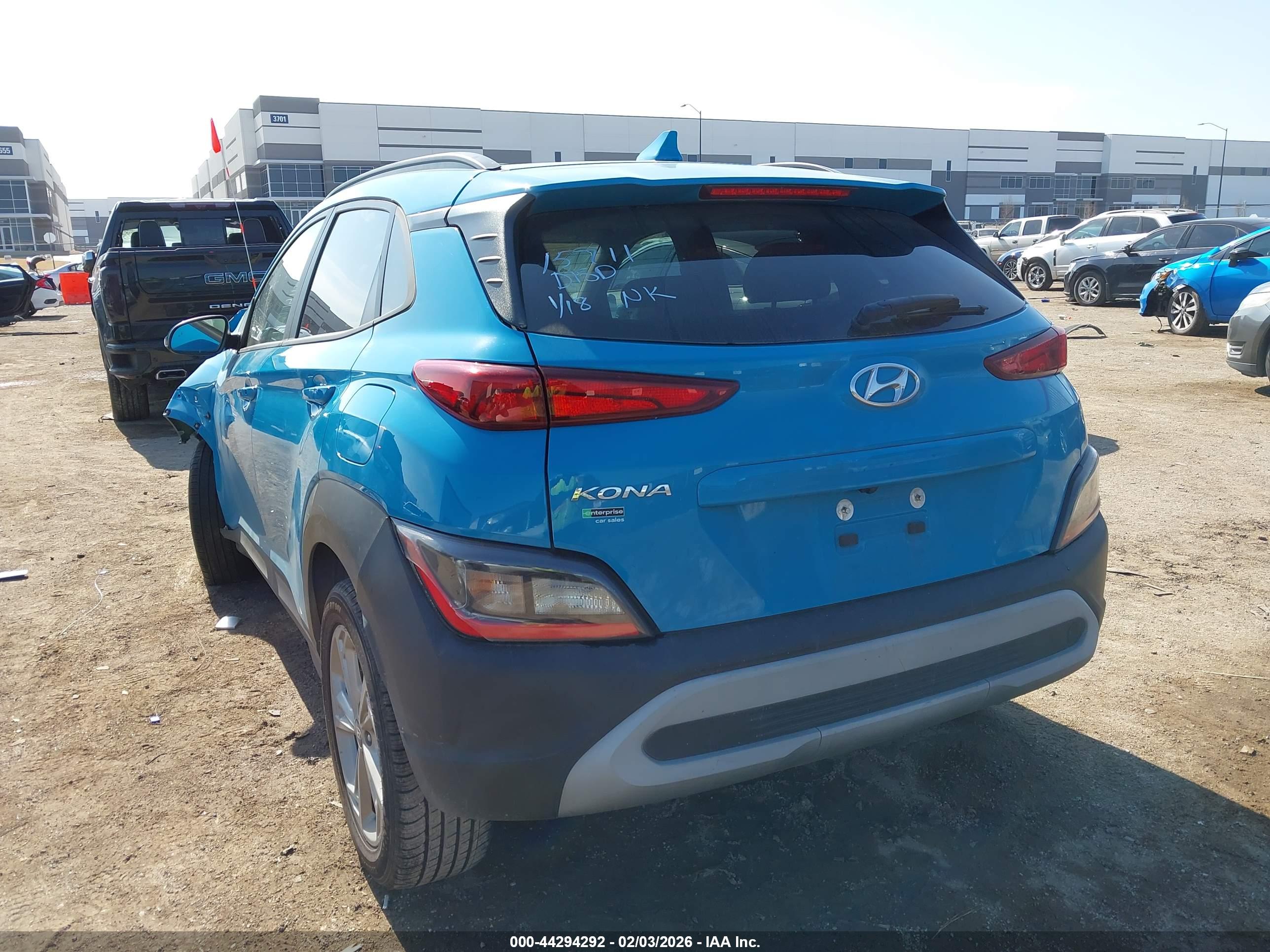 HYUNDAI KONA image 3
