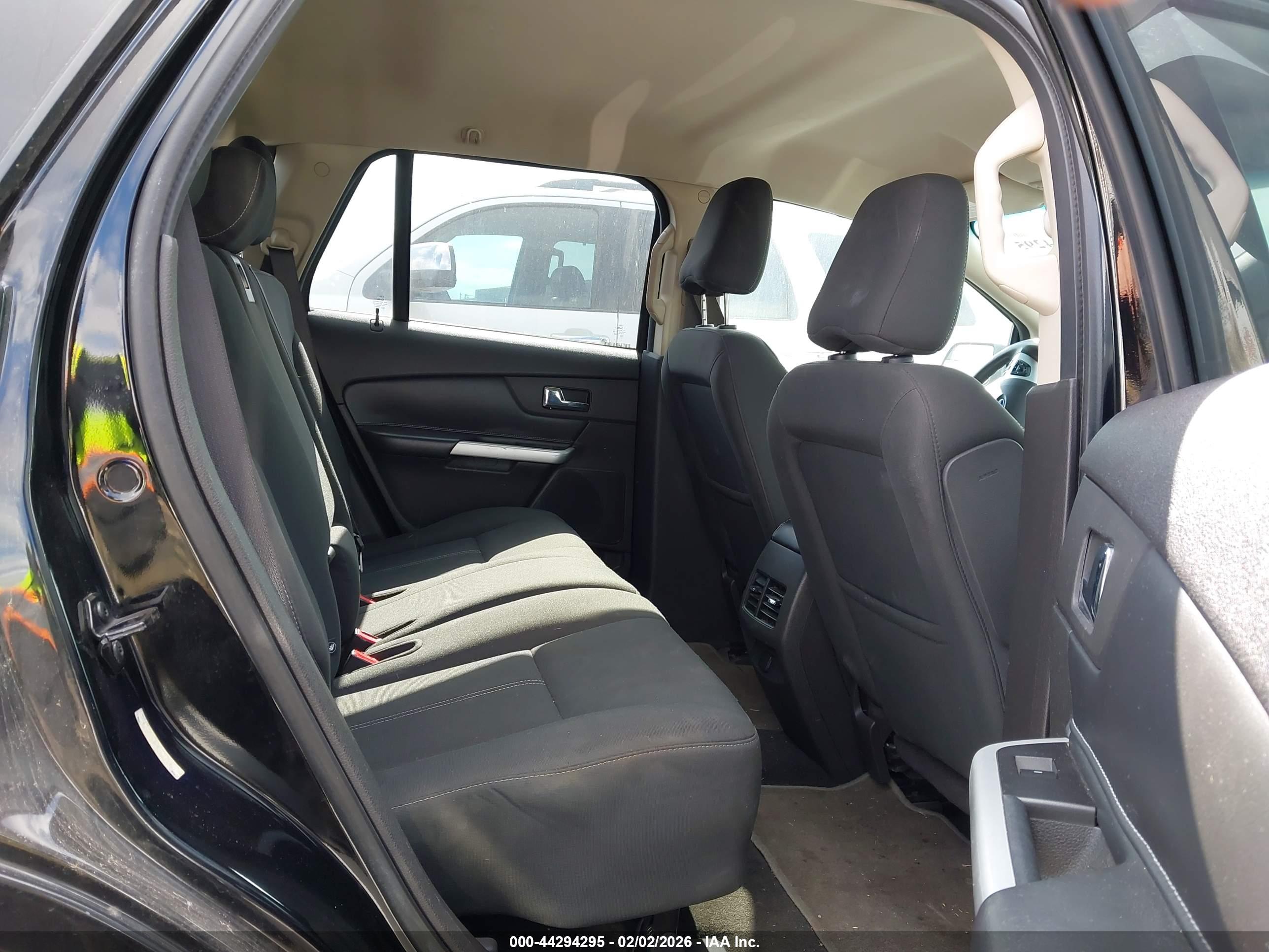 FORD EDGE image 8