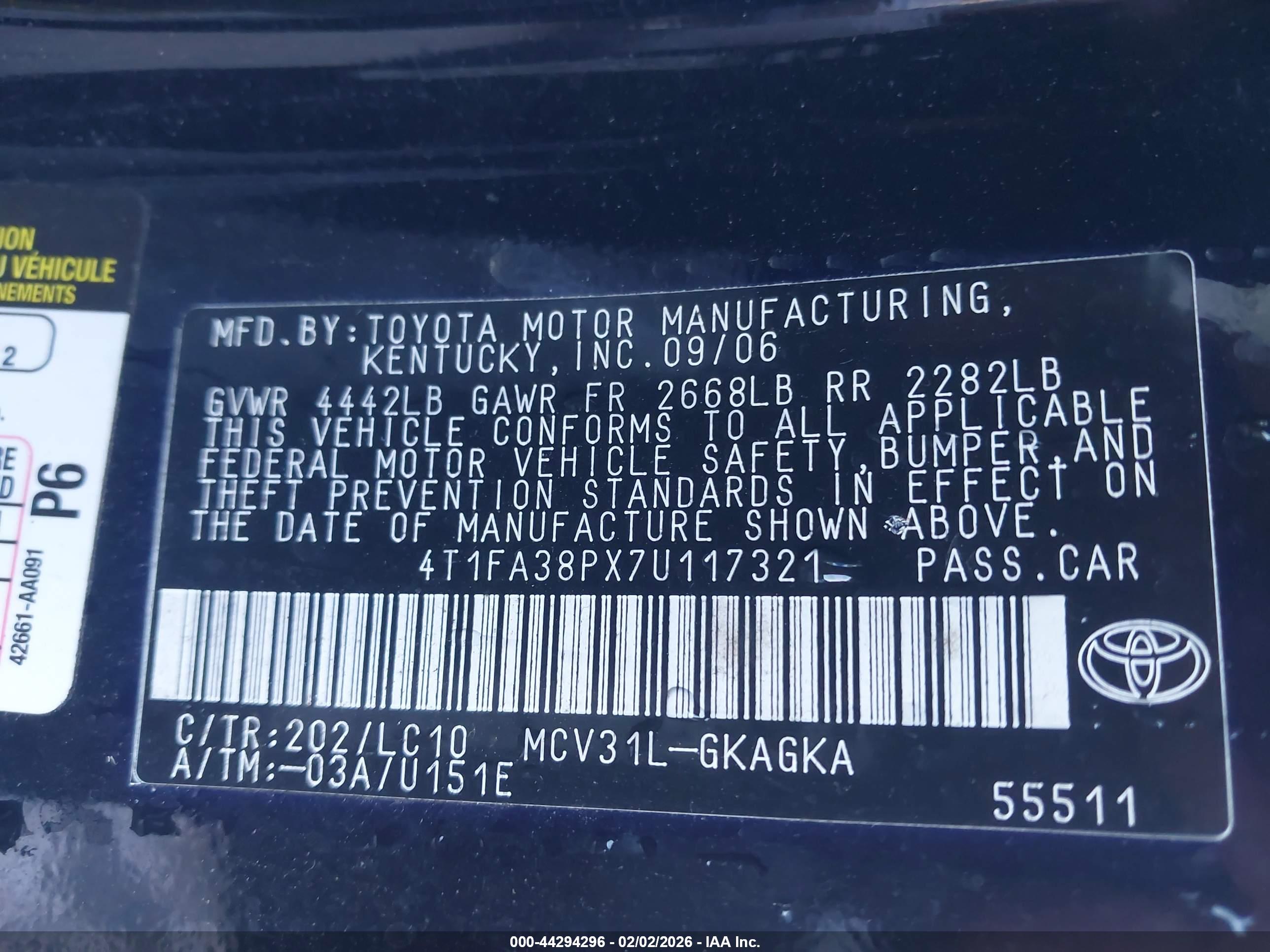 TOYOTA CAMRY image 9