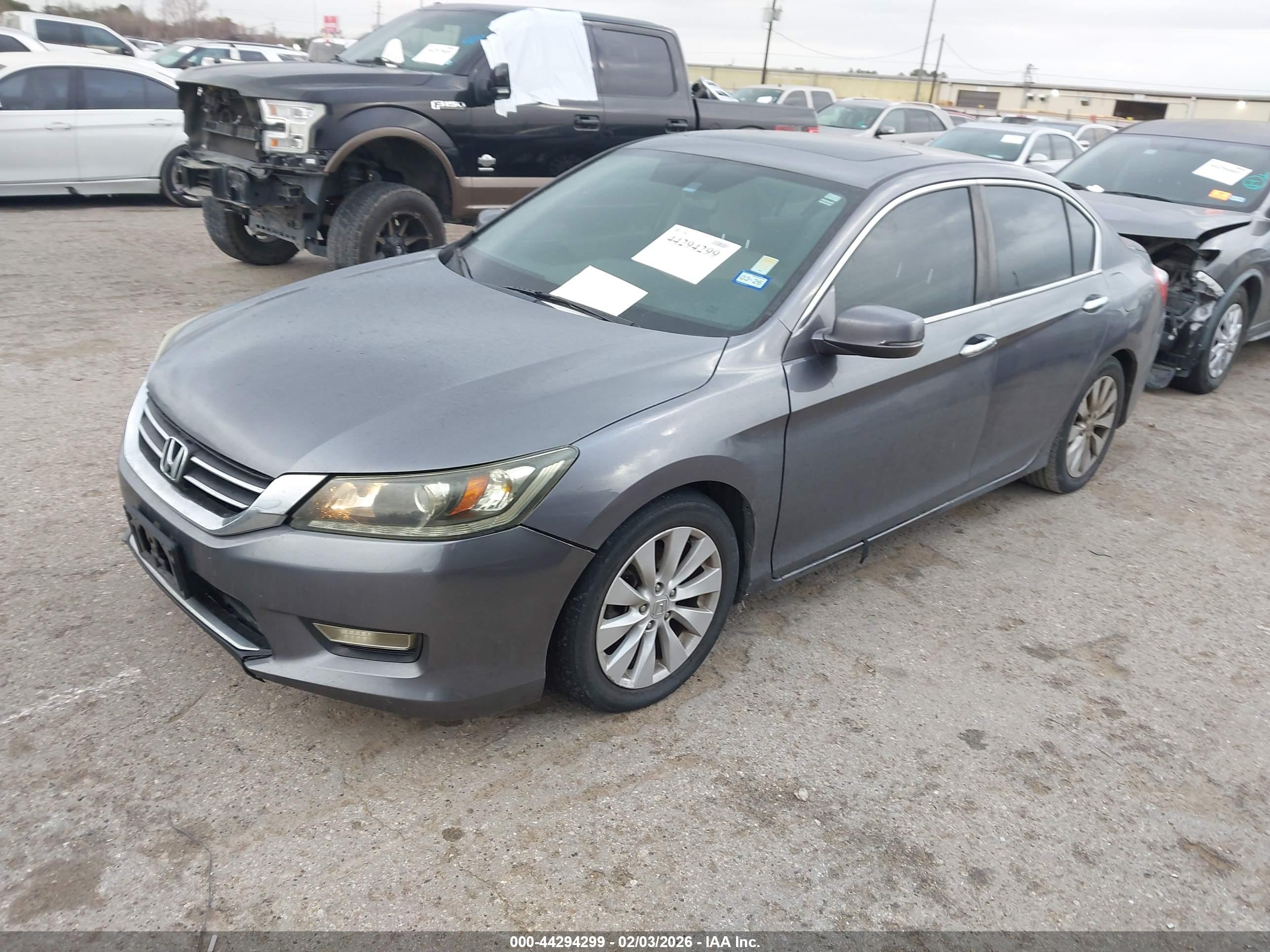 HONDA ACCORD image 2