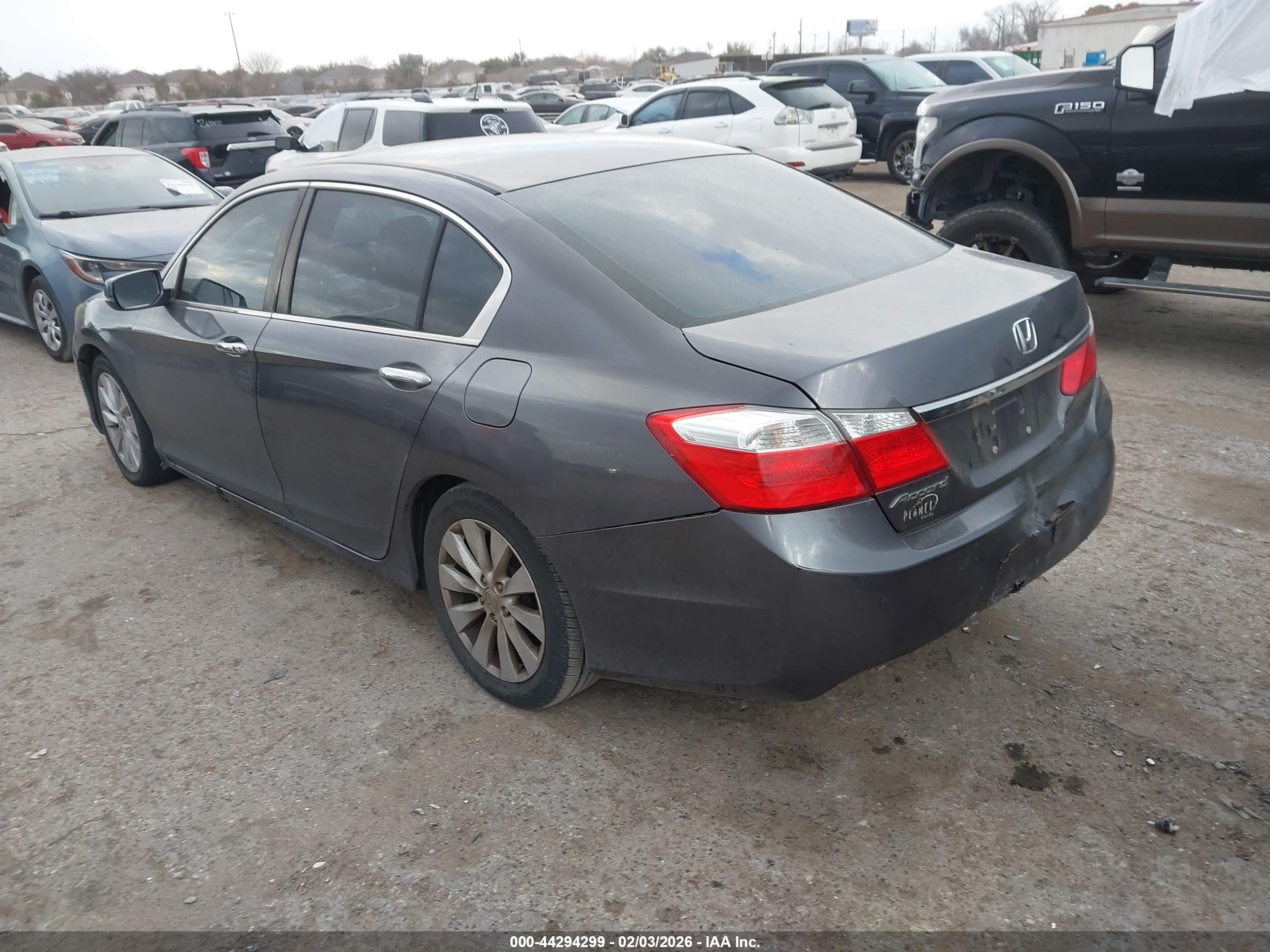 HONDA ACCORD image 3