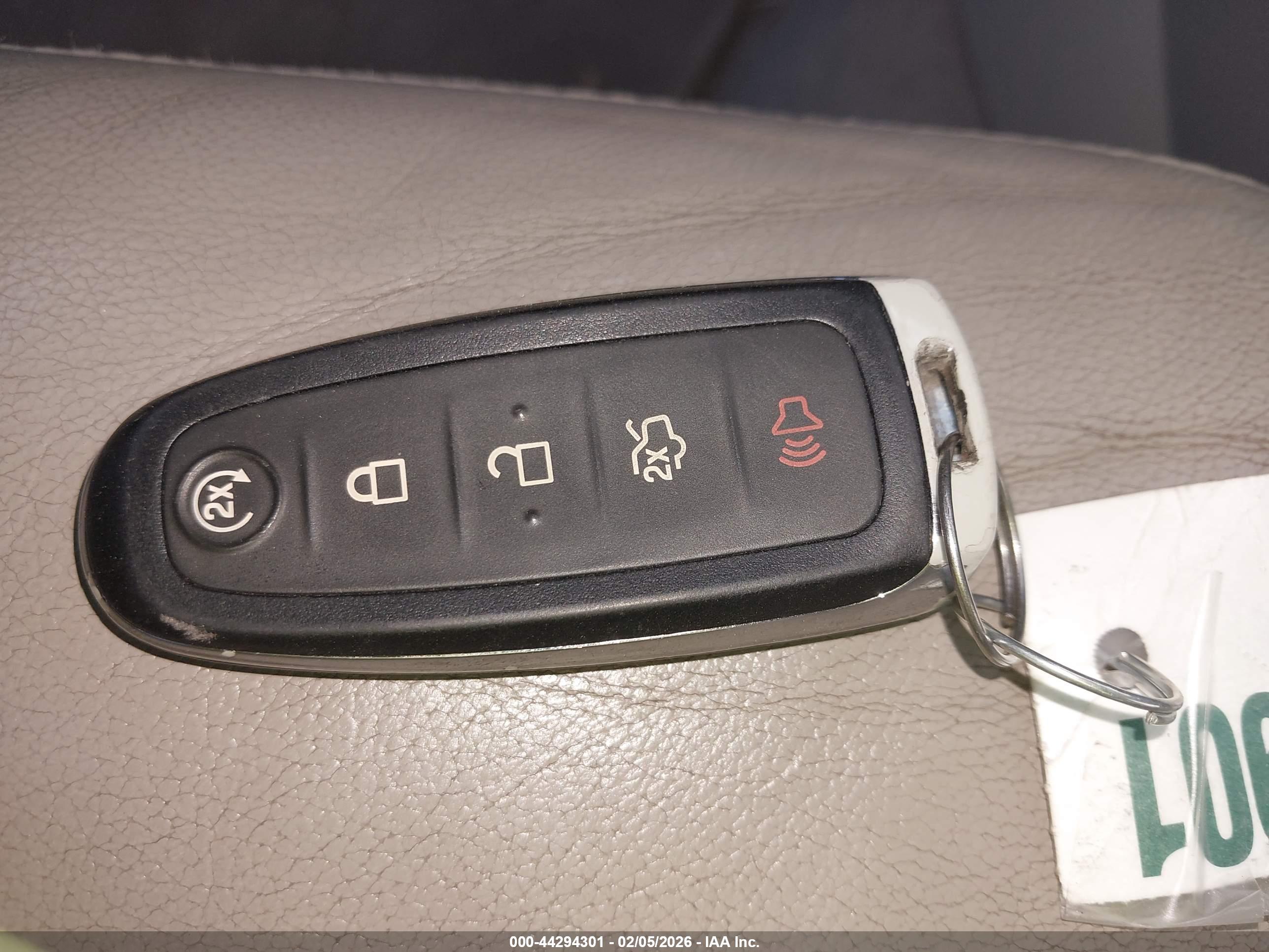 FORD ESCAPE image 11