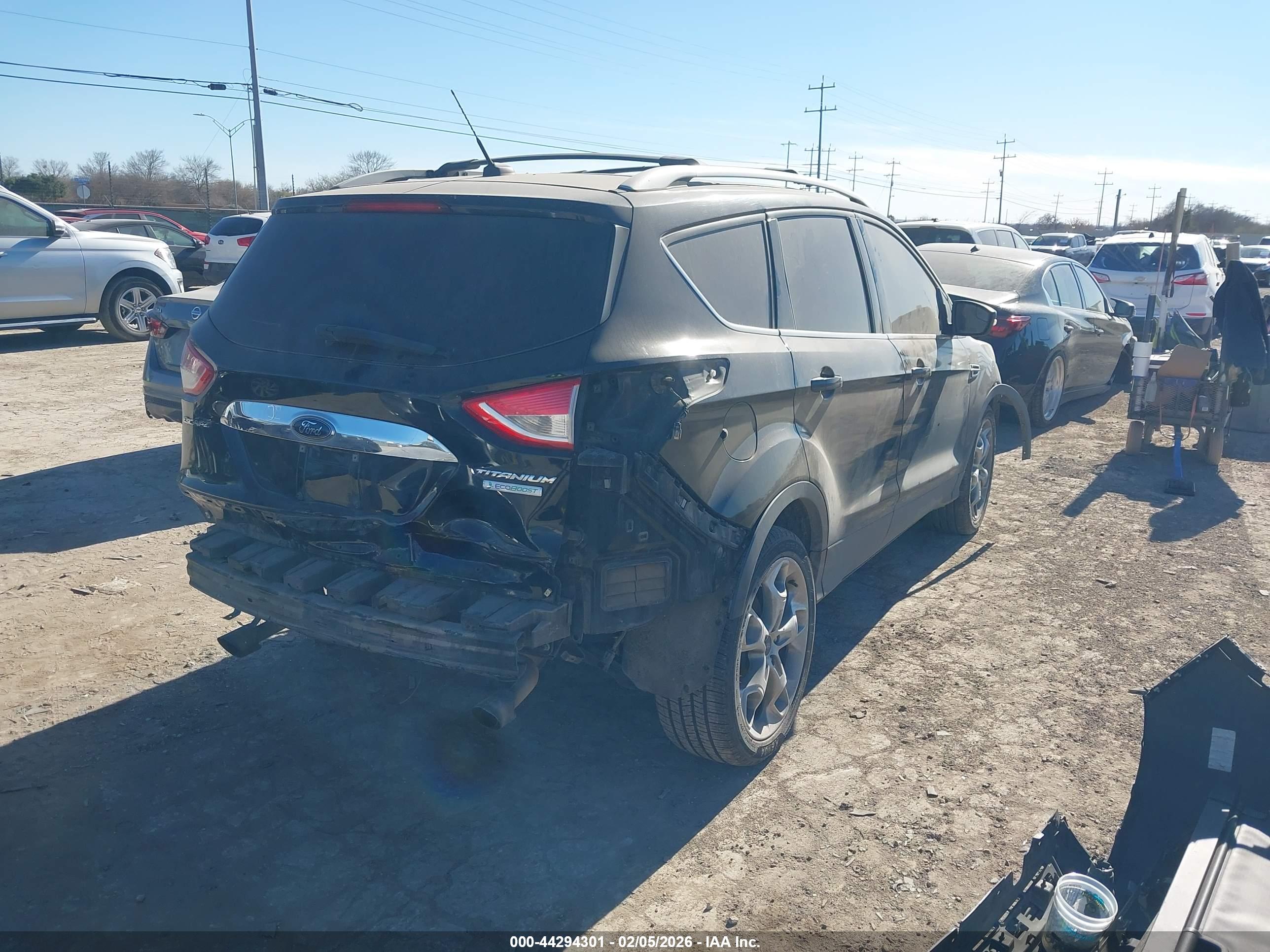 FORD ESCAPE image 4