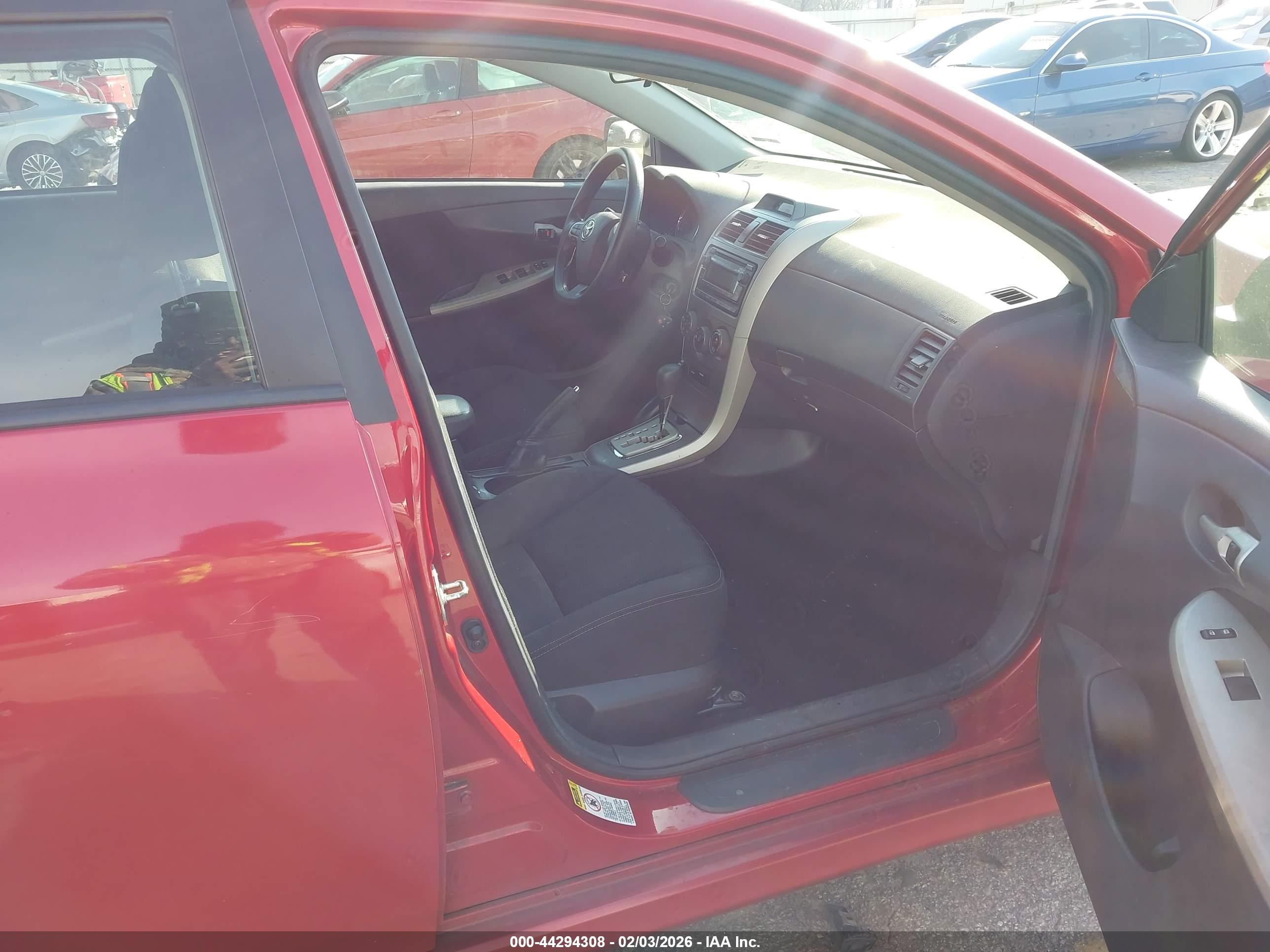 TOYOTA COROLLA image 5