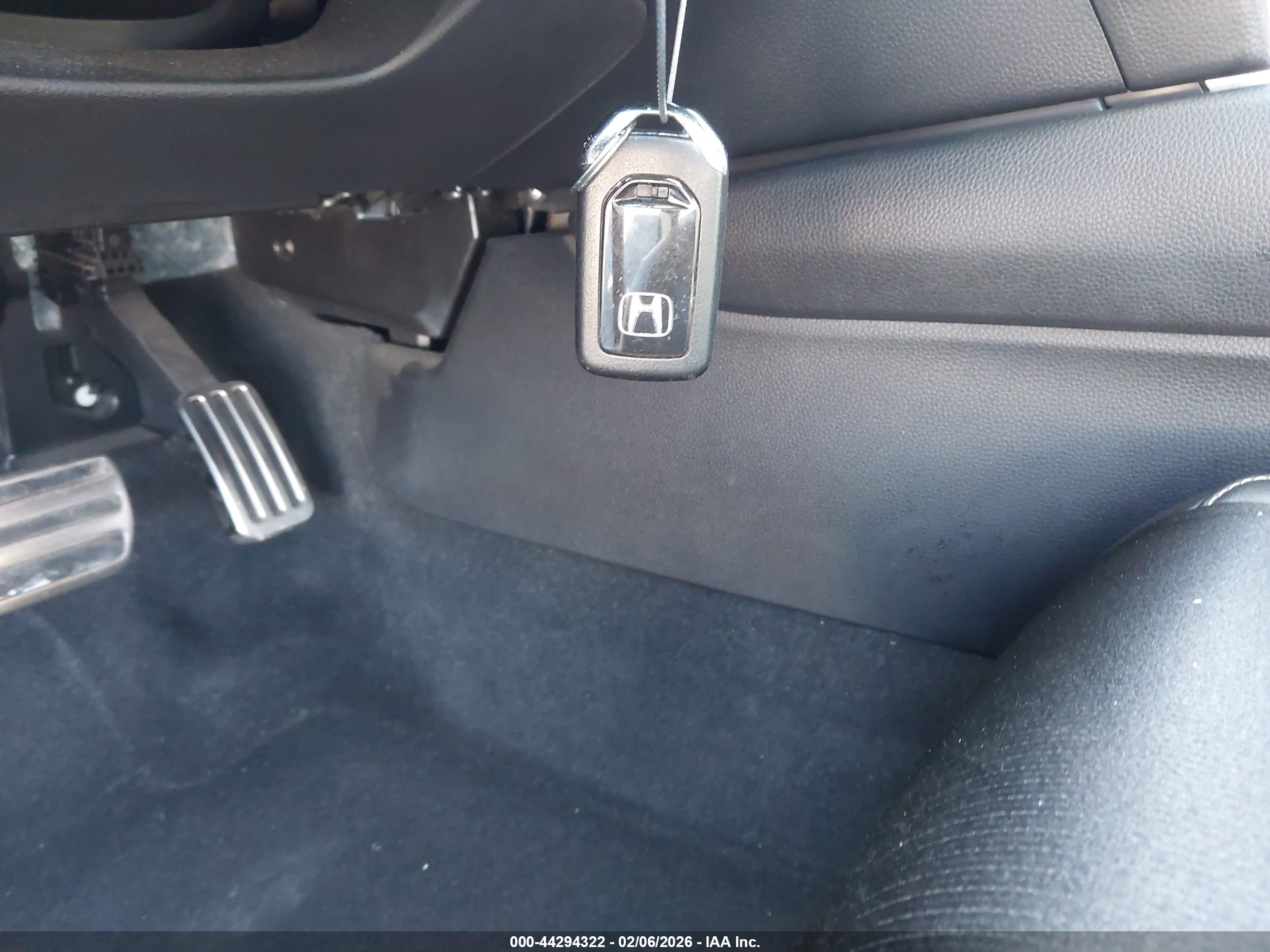 HONDA ACCORD image 11