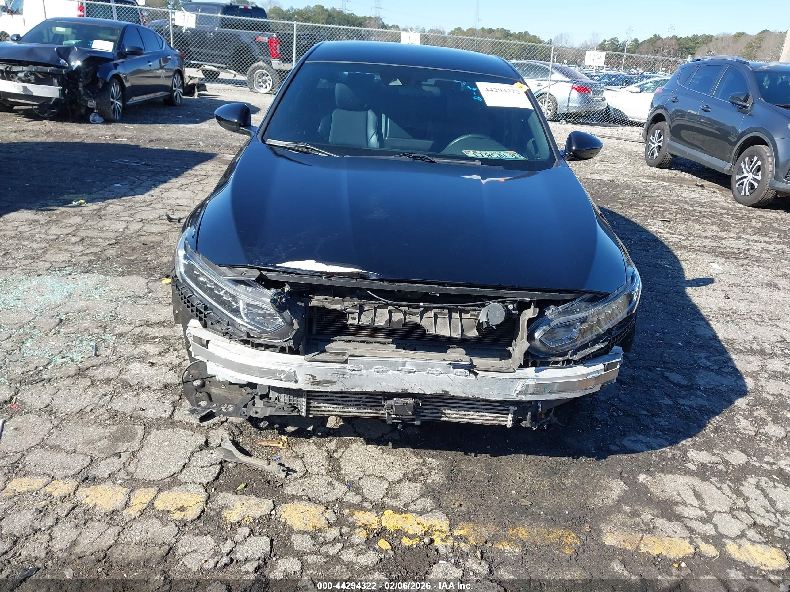HONDA ACCORD image 6