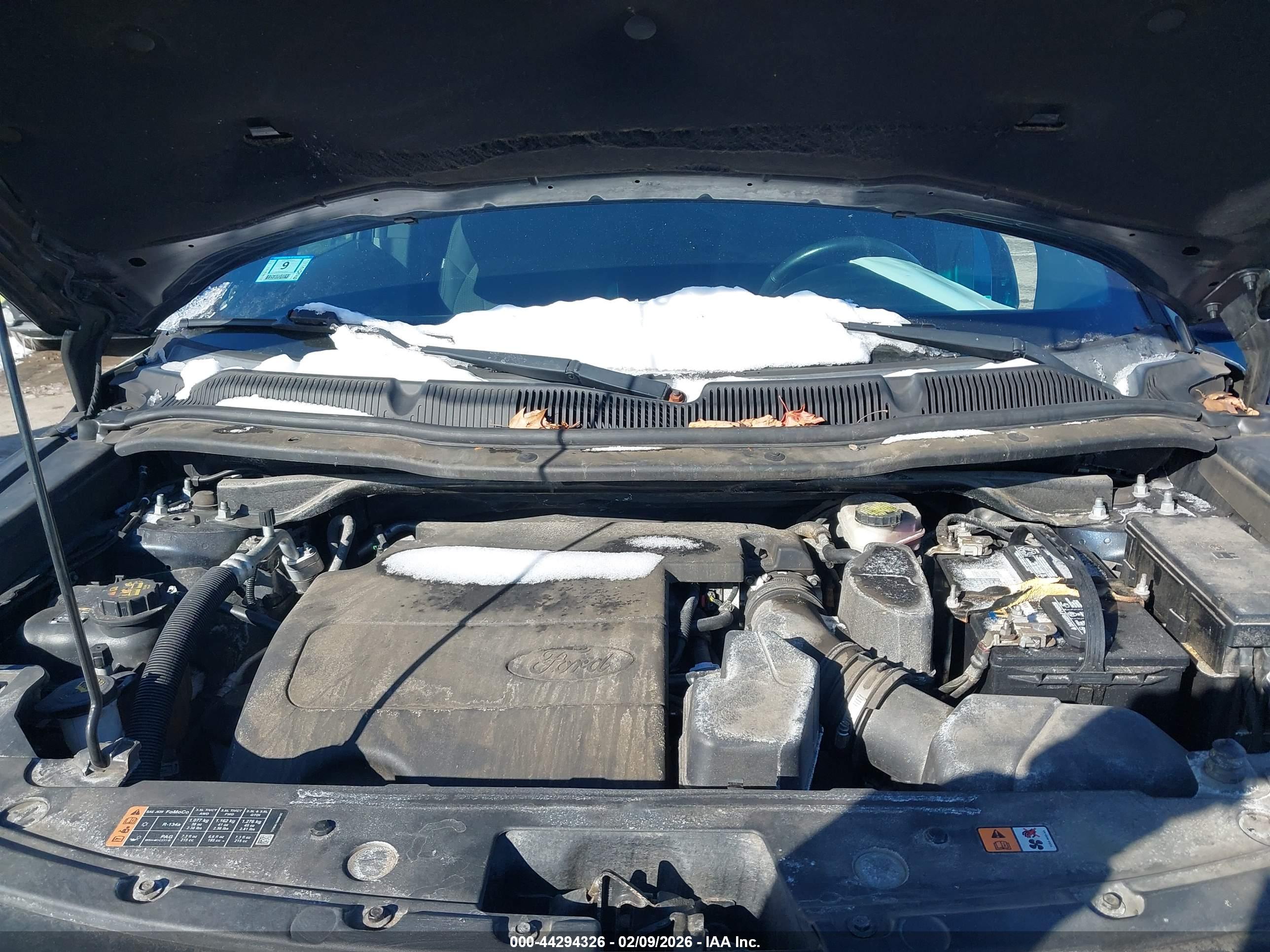 FORD EXPLORER image 10
