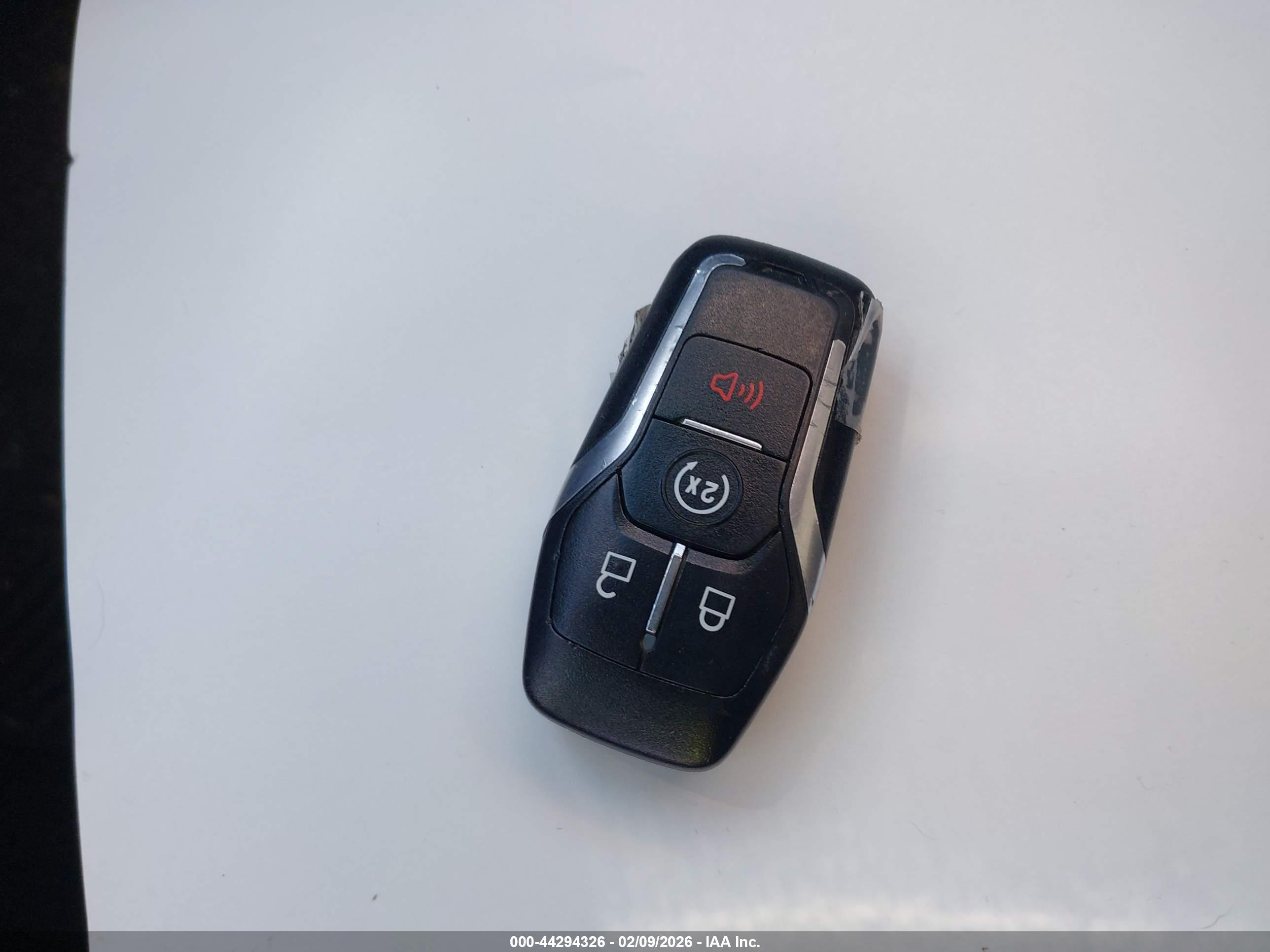FORD EXPLORER image 11