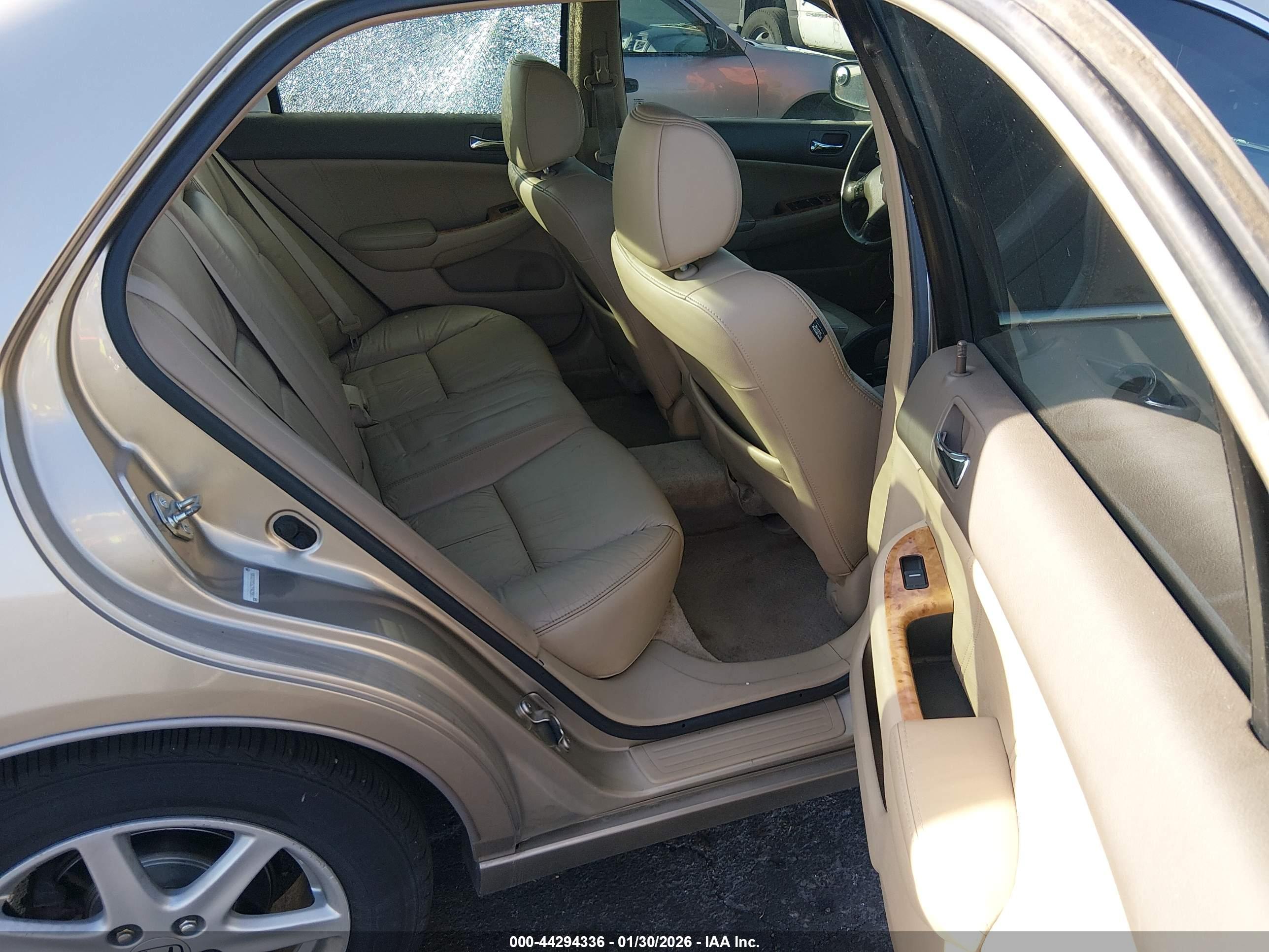 HONDA ACCORD image 8