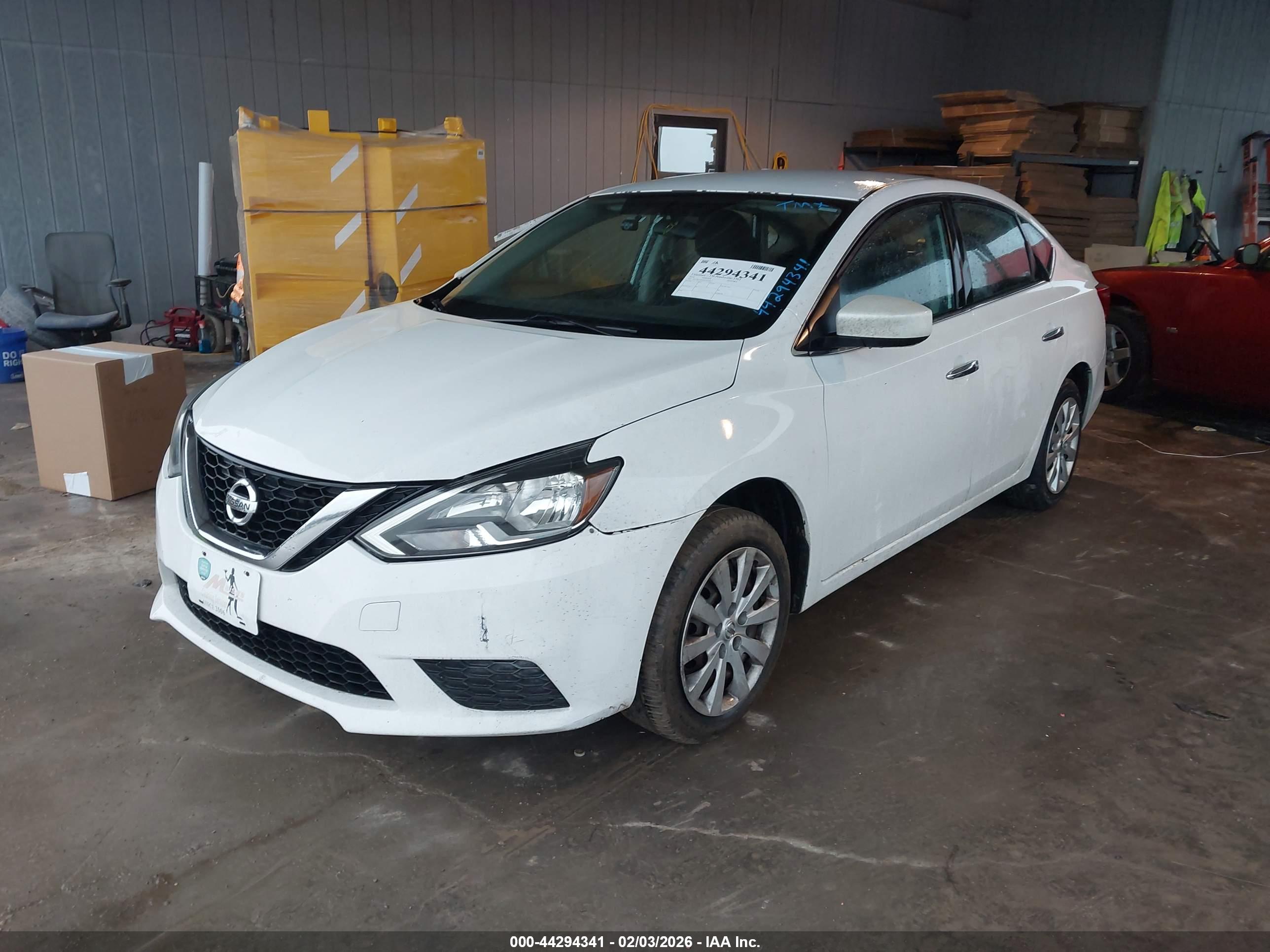 NISSAN SENTRA image 2