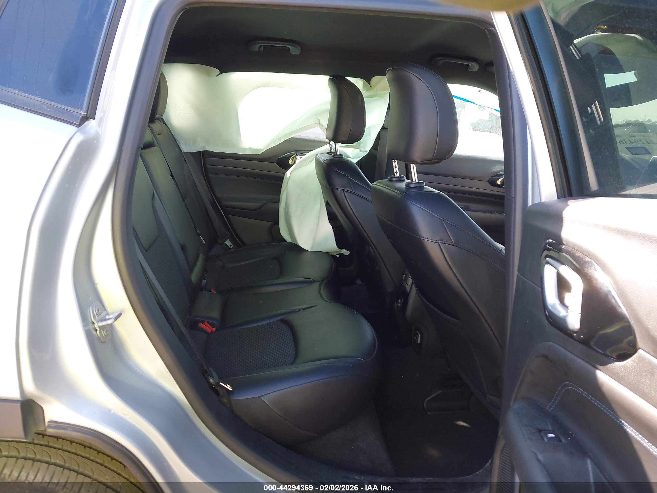 JEEP COMPASS image 8