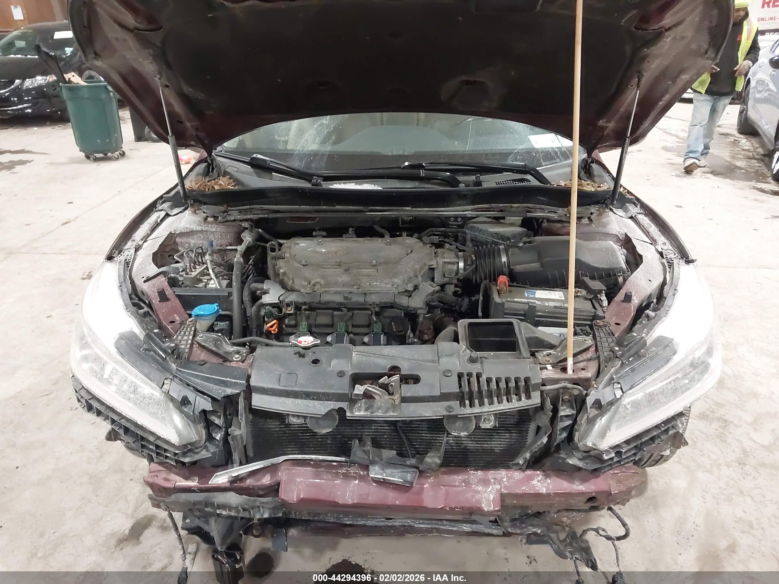 HONDA ACCORD image 10