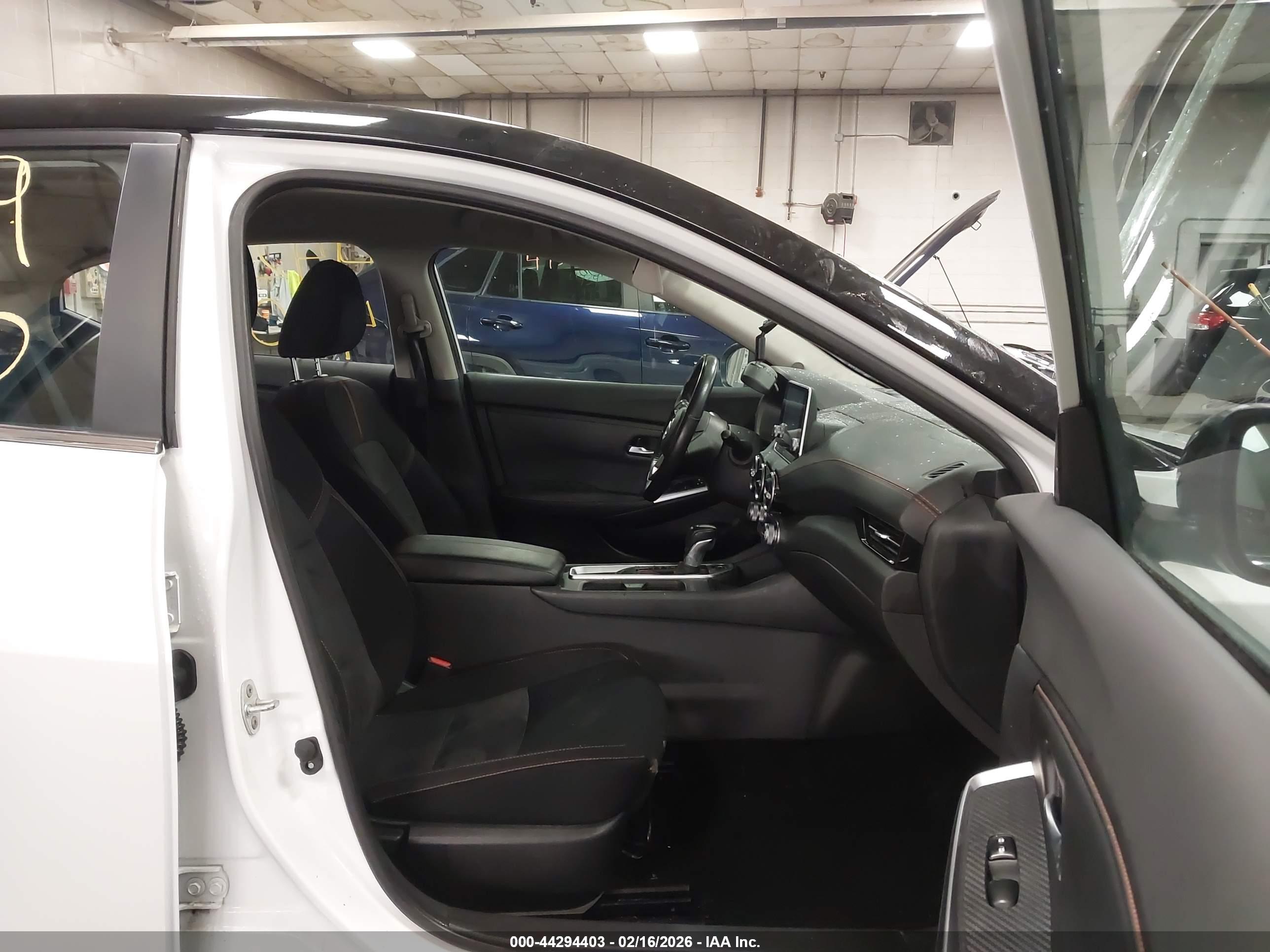 NISSAN SENTRA image 5