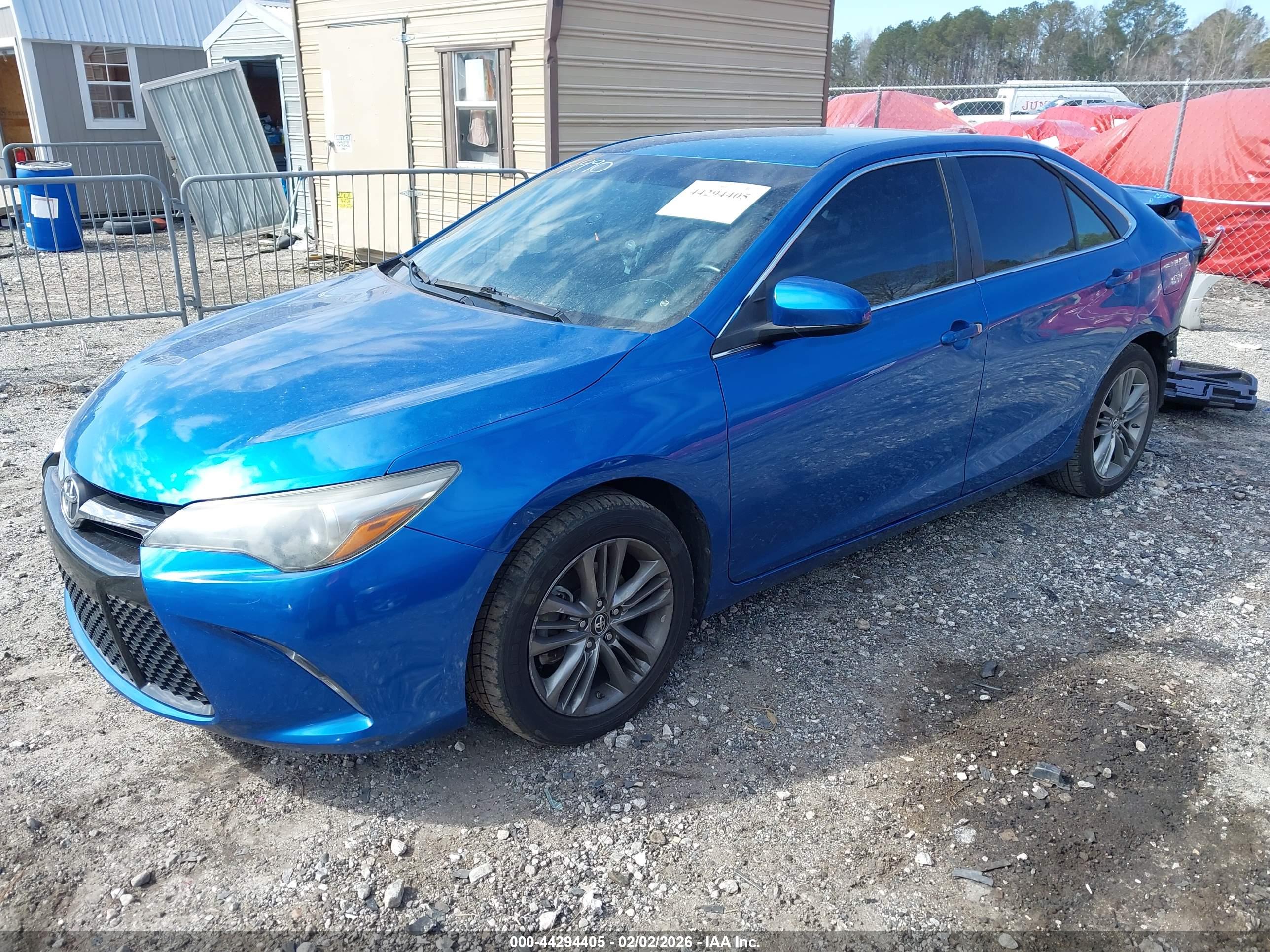 TOYOTA CAMRY image 2