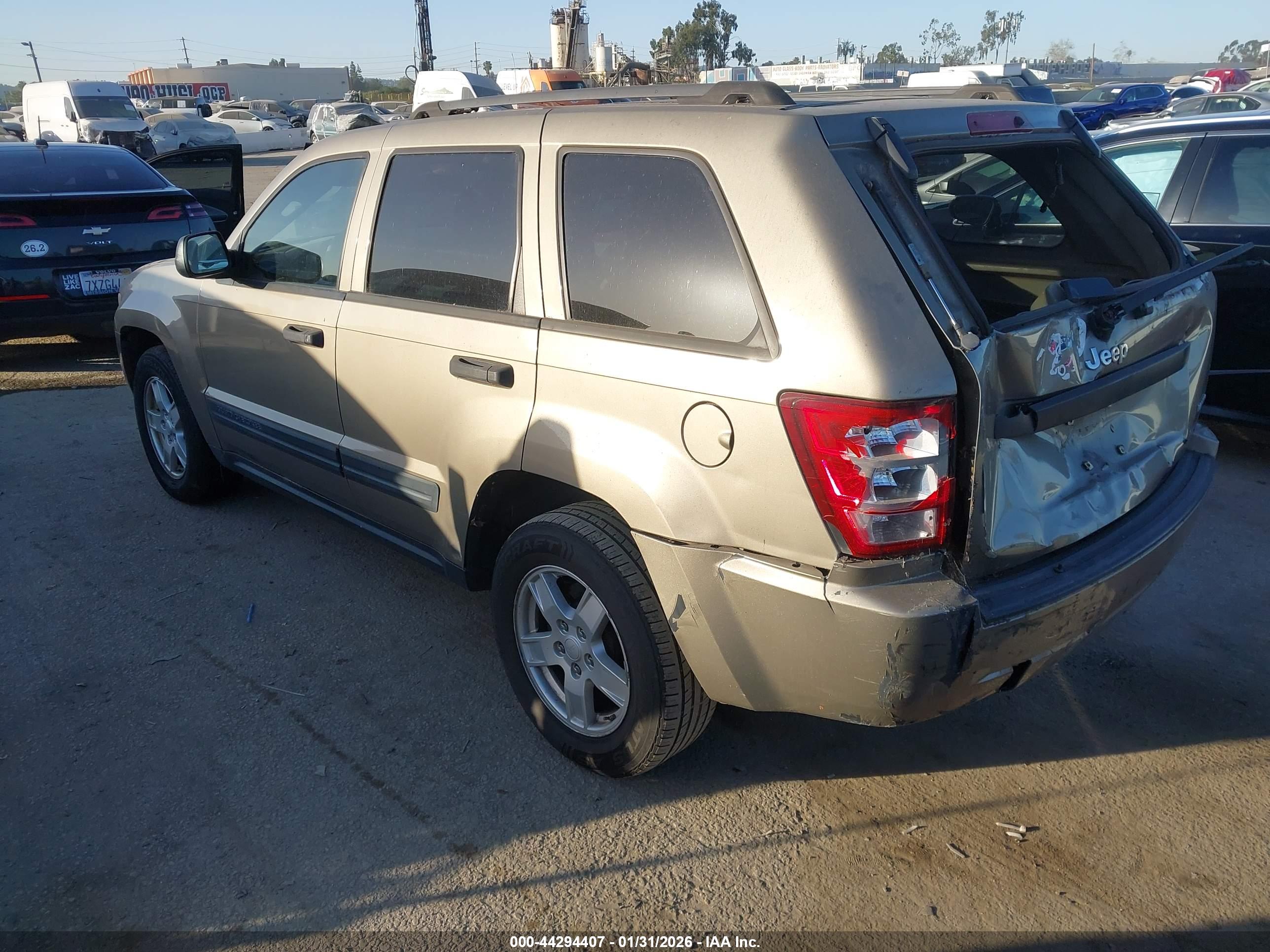 JEEP GRAND image 3