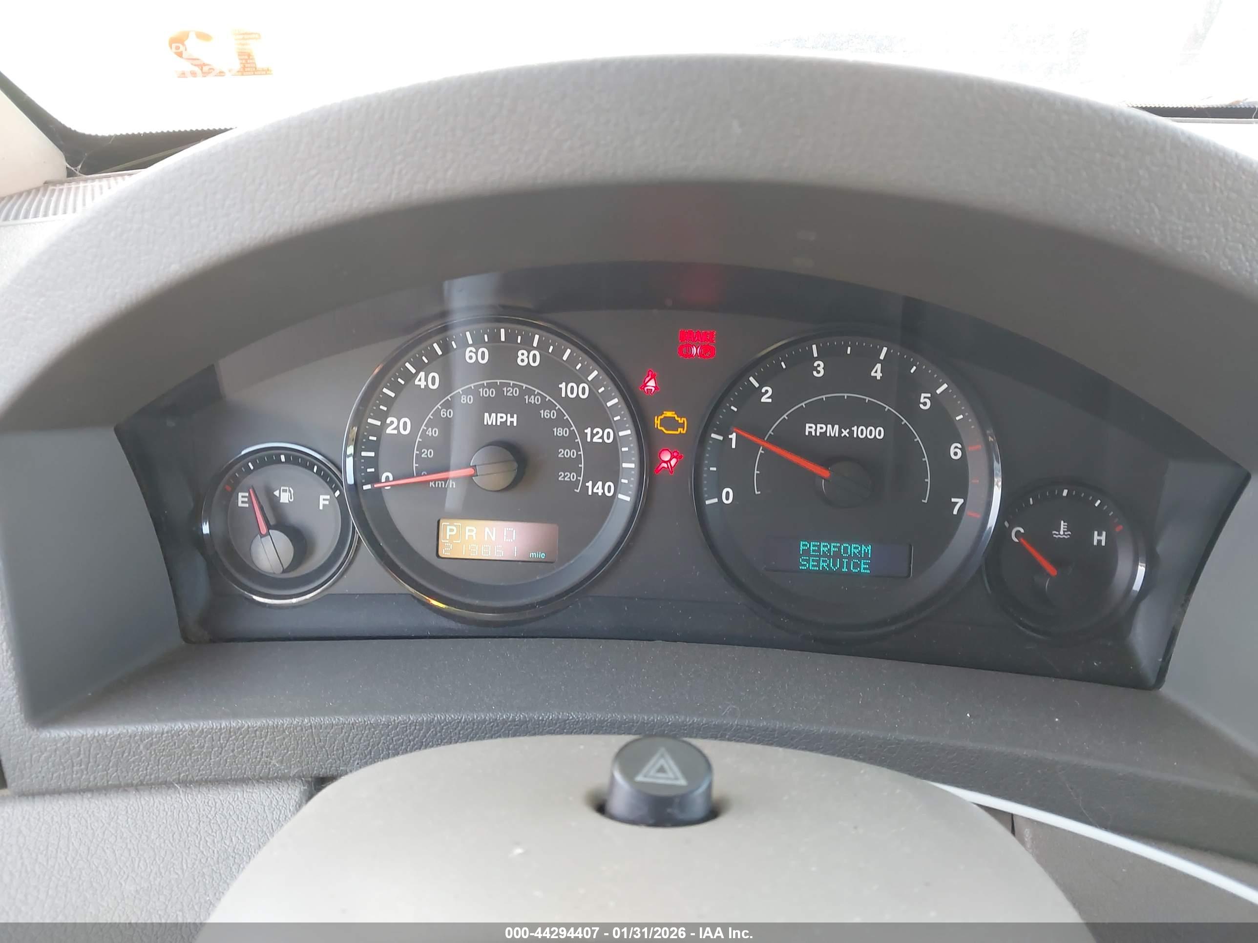 JEEP GRAND image 7