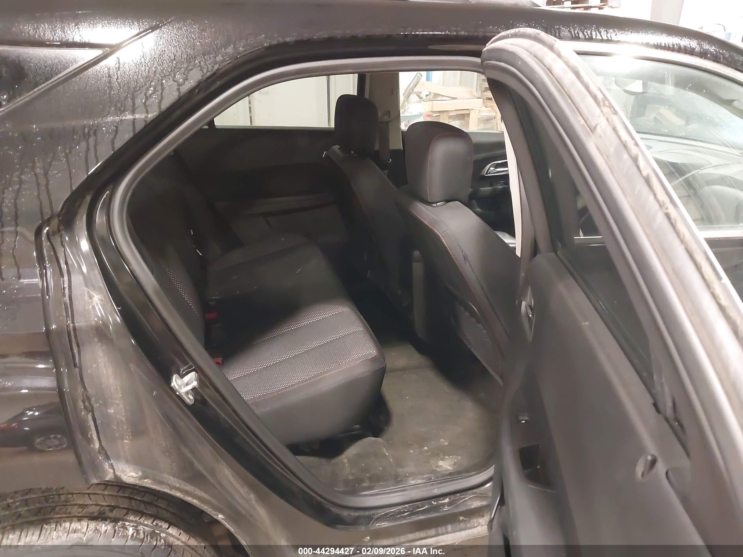 CHEVROLET EQUINOX image 8