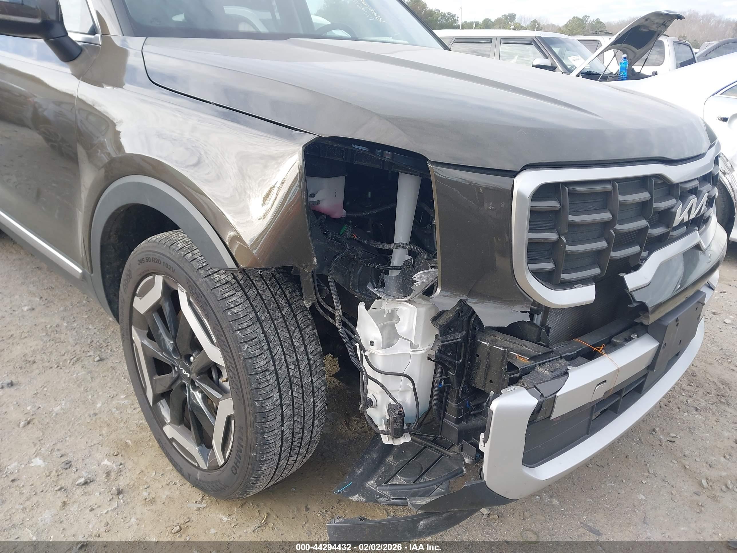KIA TELLURIDE image 6