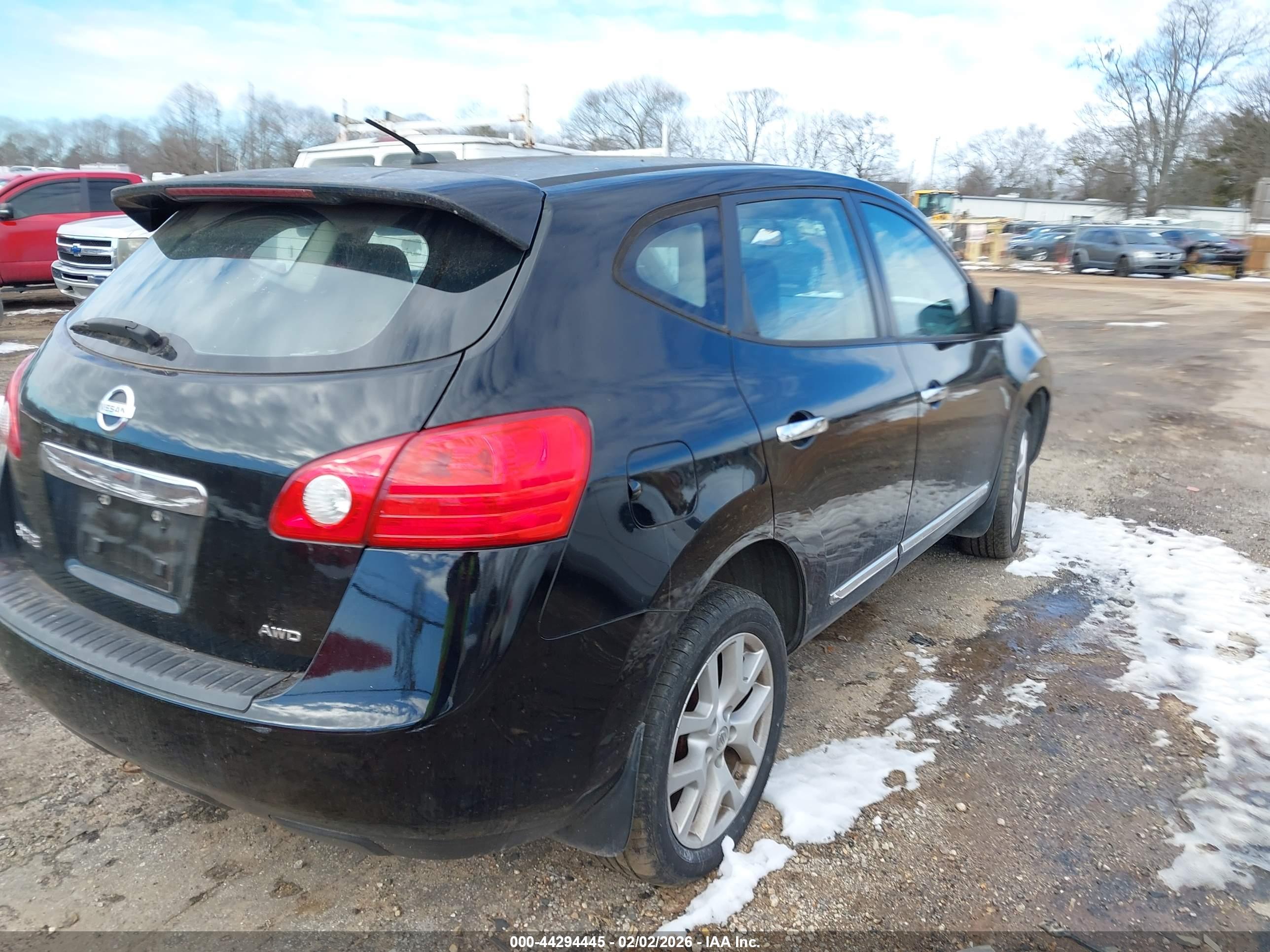 NISSAN ROGUE image 4
